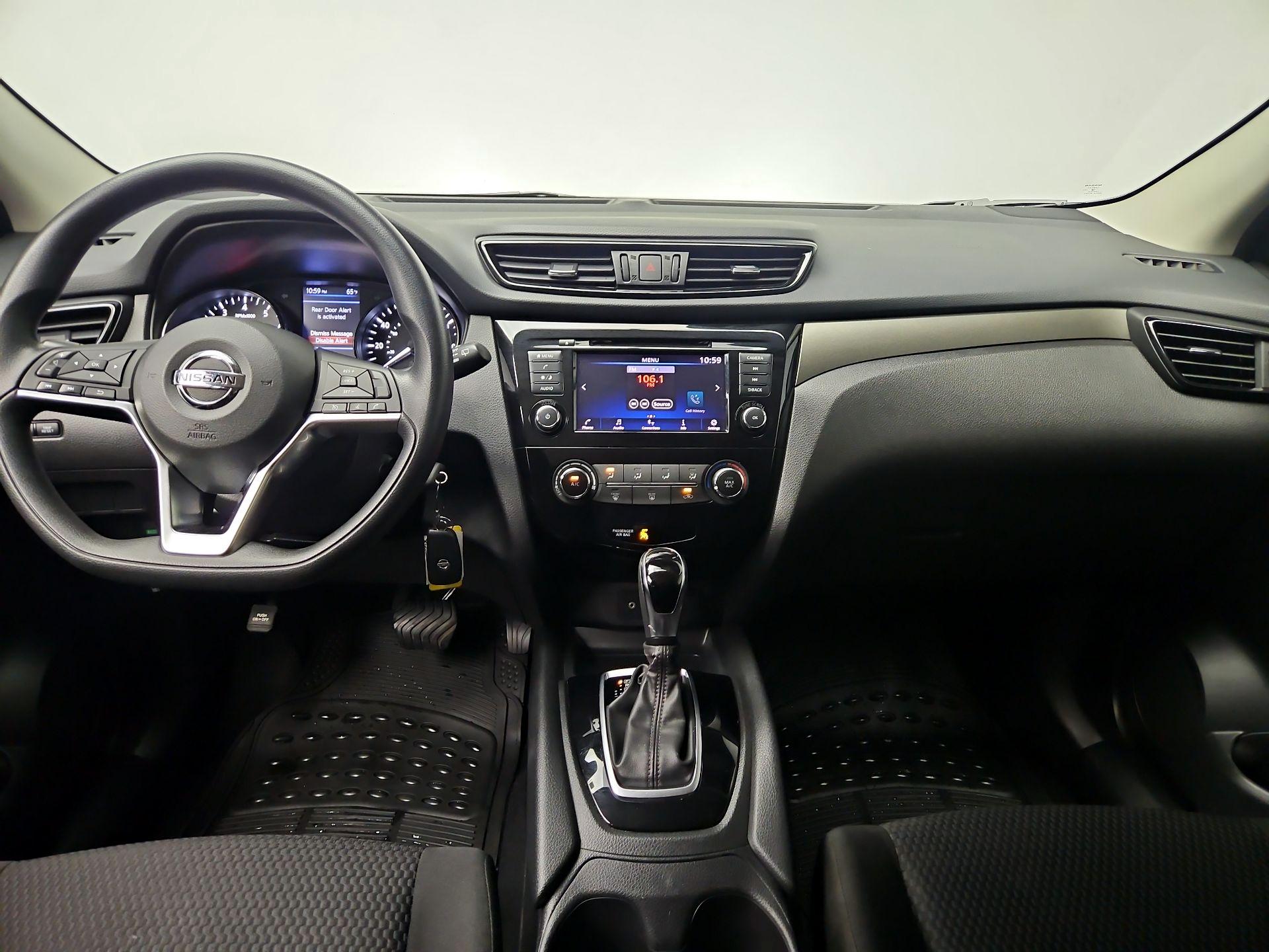 Thumbnail: 2019 Nissan Rogue Sport - 9