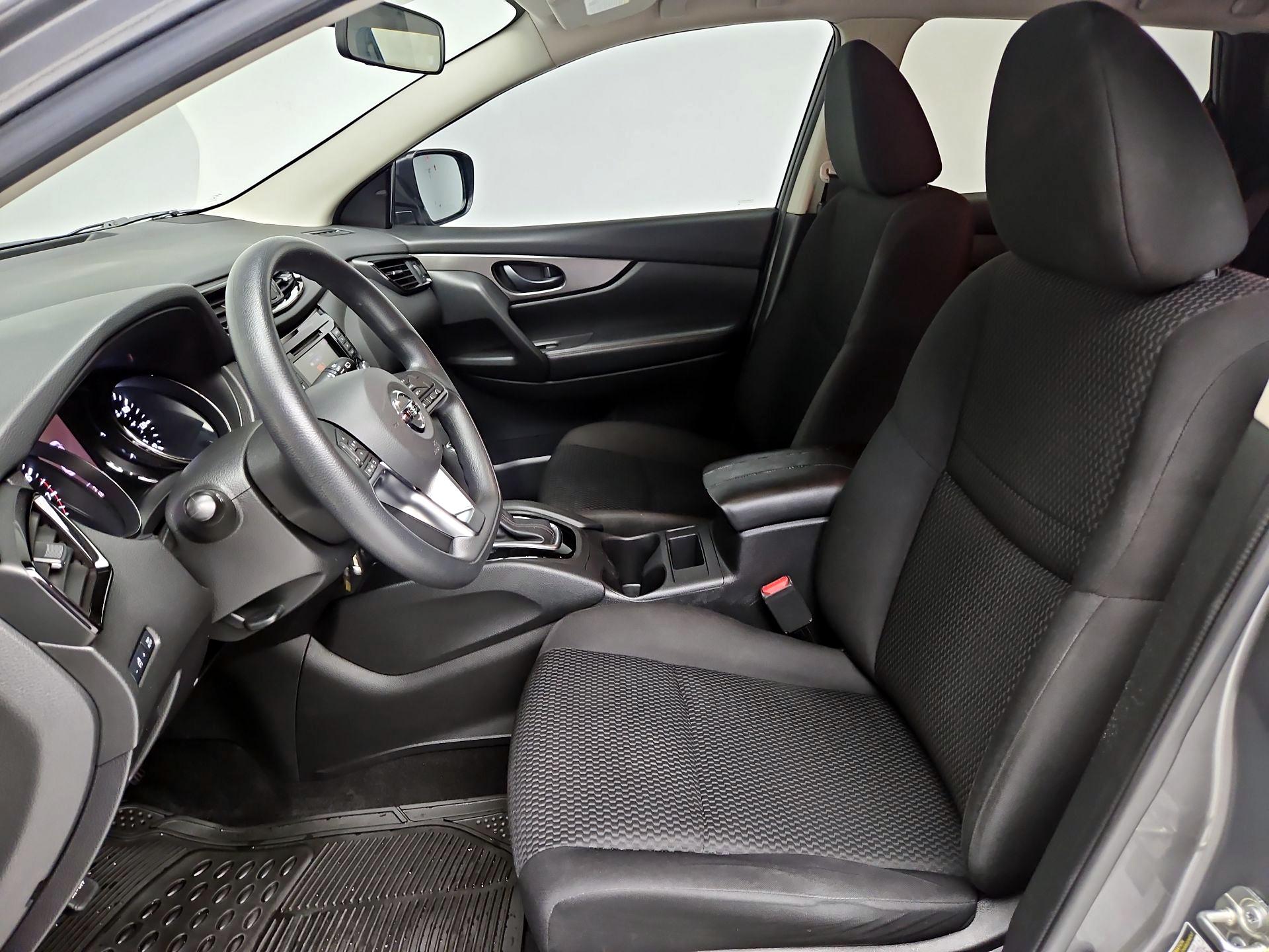 Thumbnail: 2019 Nissan Rogue Sport - 11