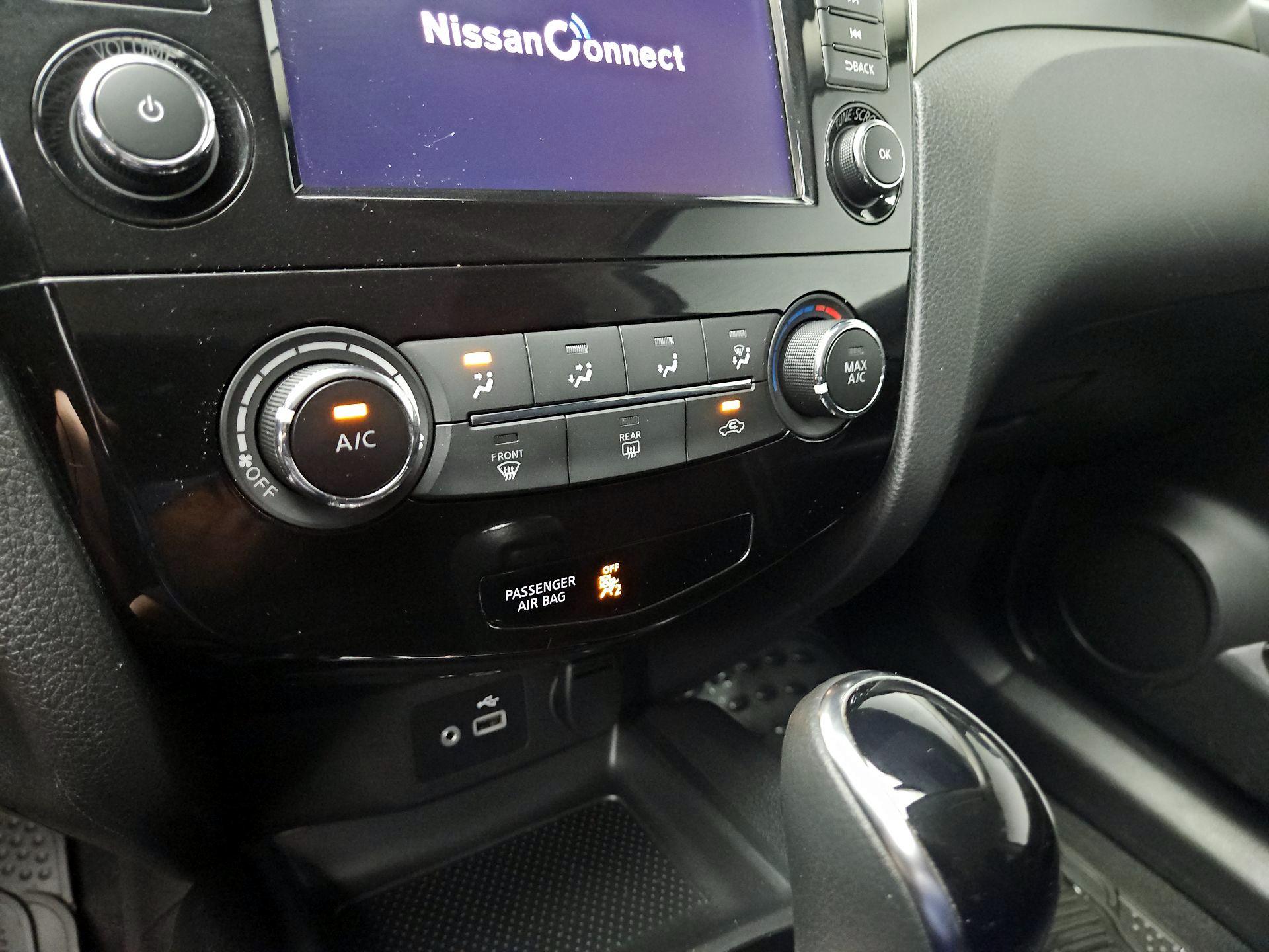 Thumbnail: 2019 Nissan Rogue Sport - 16