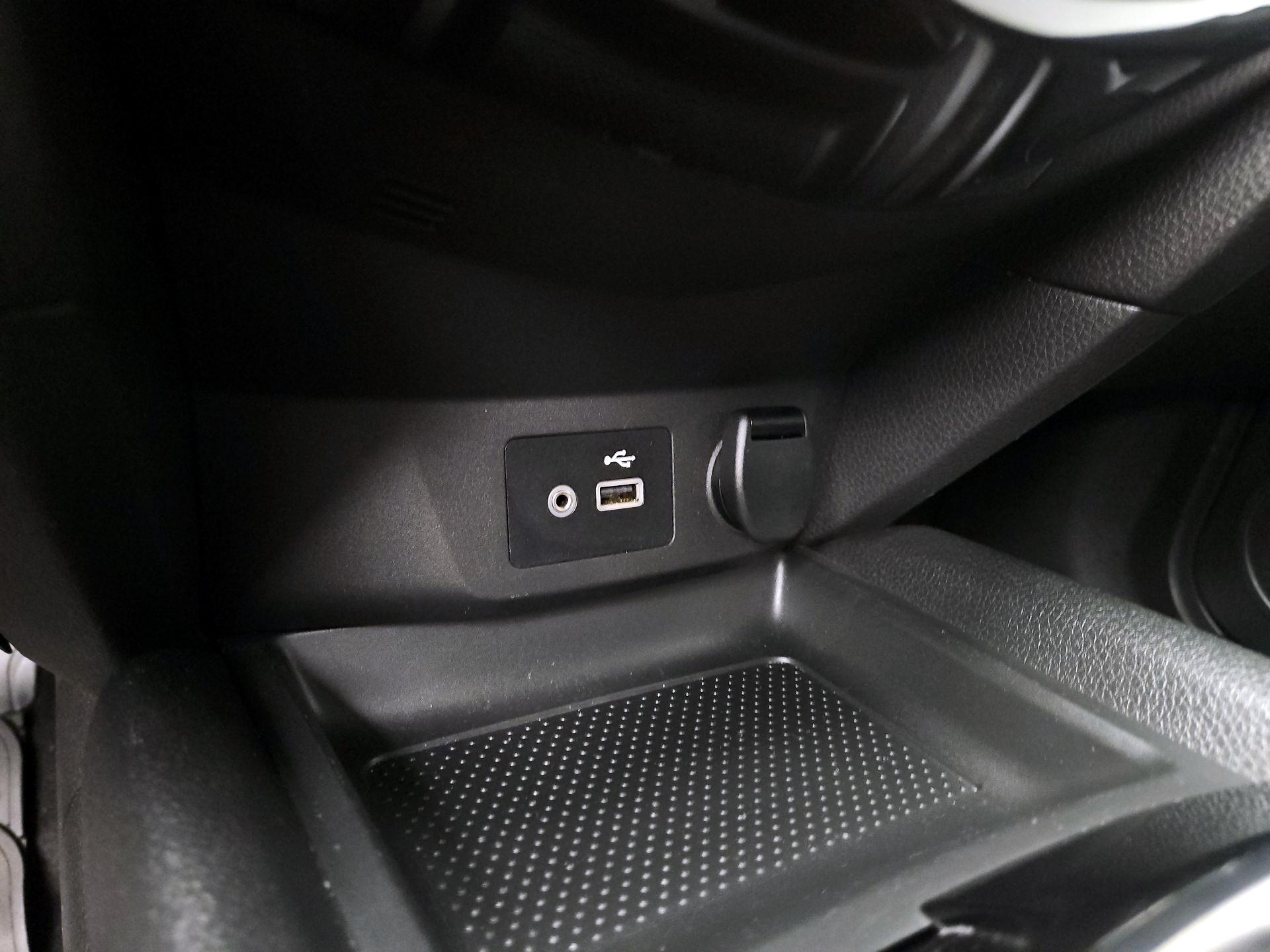 Thumbnail: 2019 Nissan Rogue Sport - 18