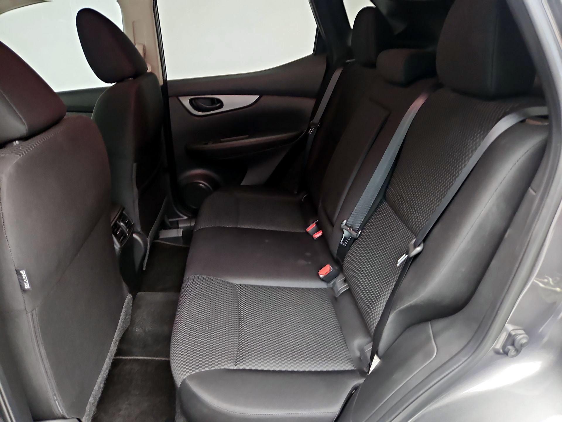 Thumbnail: 2019 Nissan Rogue Sport - 19