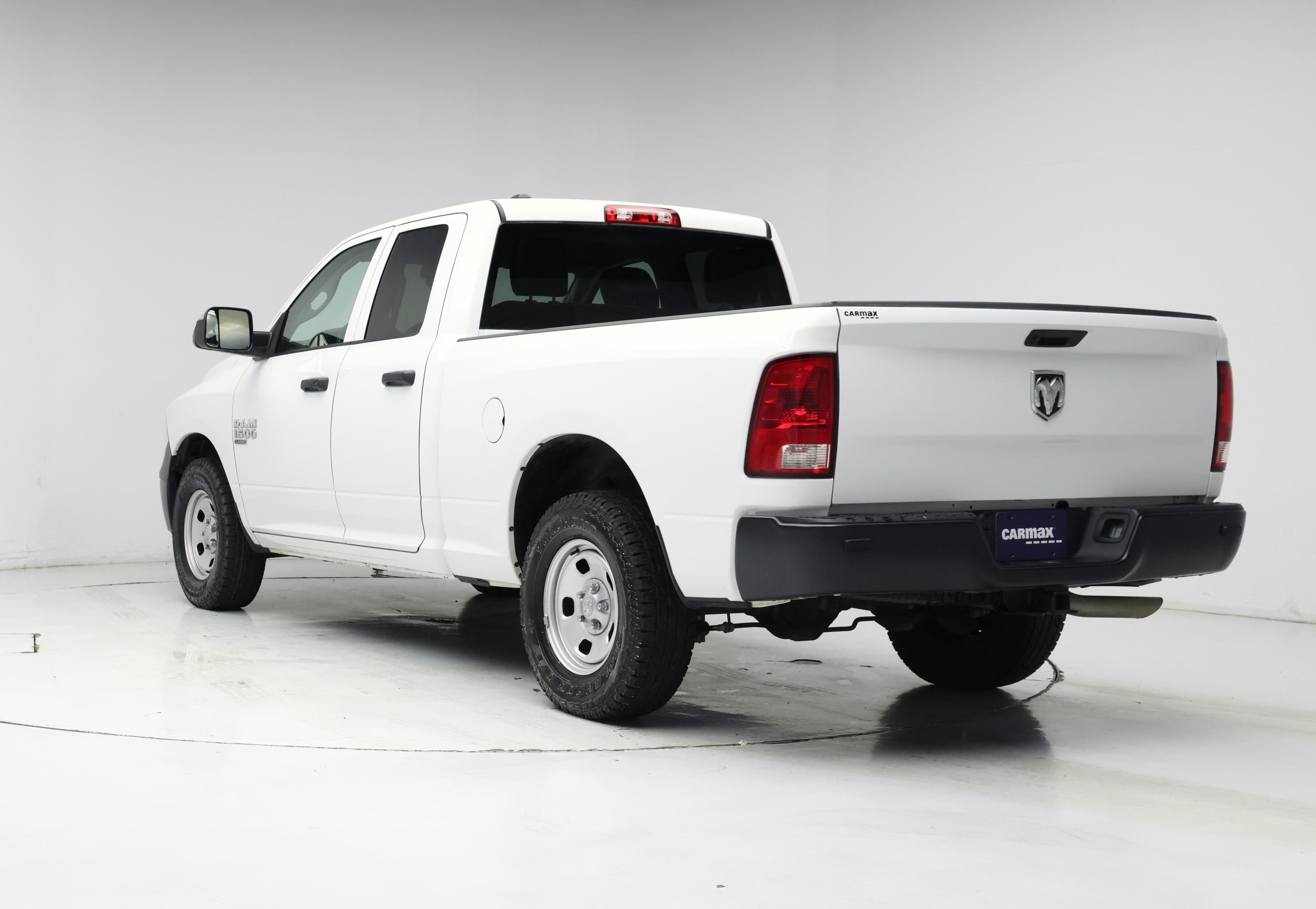 Thumbnail: 2023 RAM 1500 Classic - 2