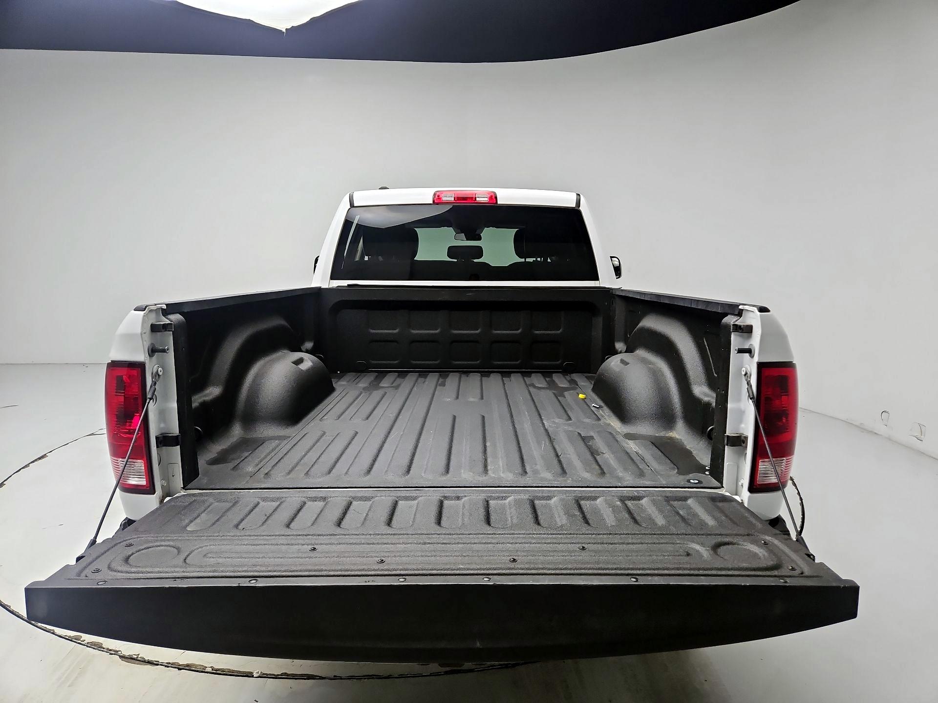 Thumbnail: 2023 RAM 1500 Classic - 20