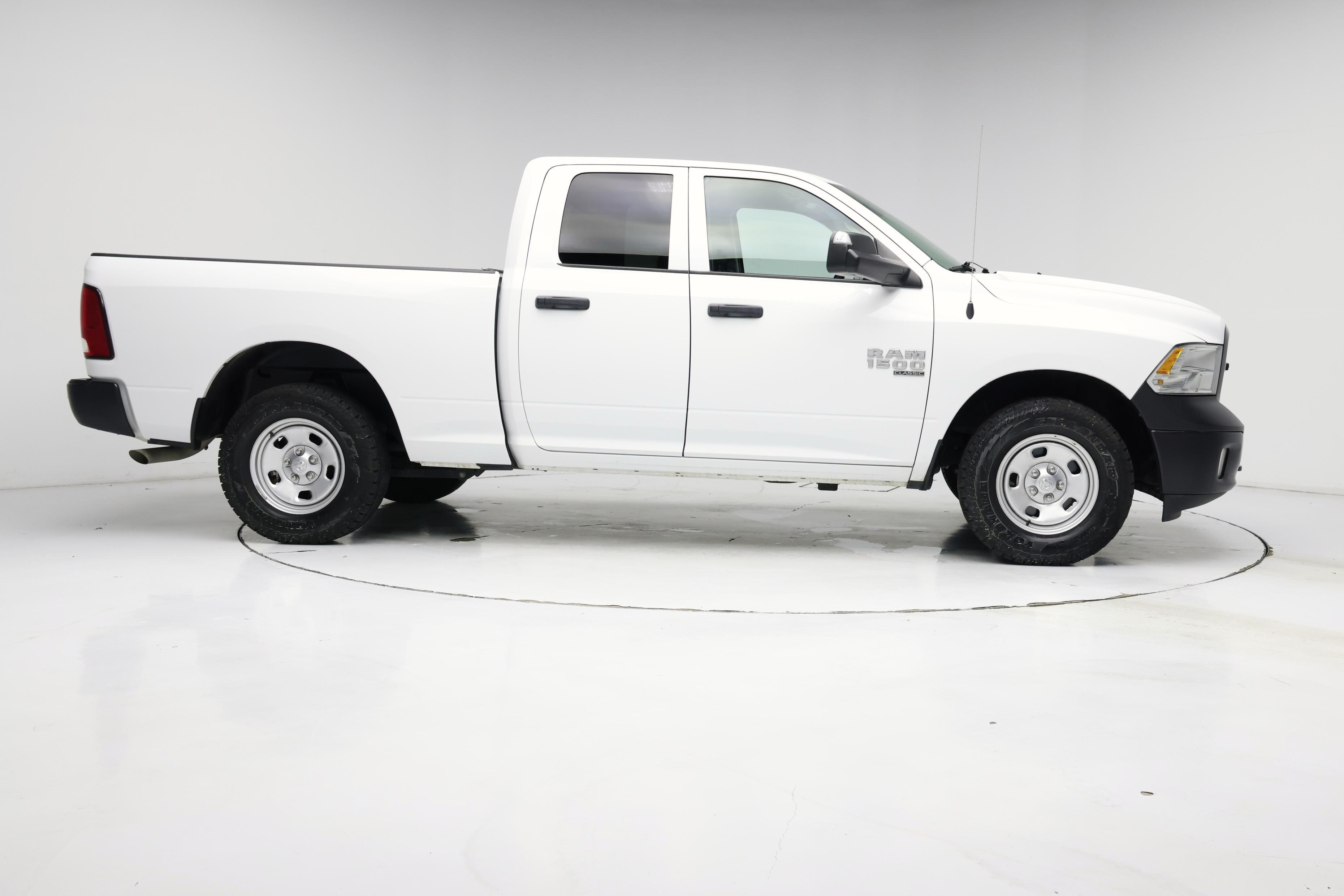 Thumbnail: 2023 RAM 1500 Classic - 7