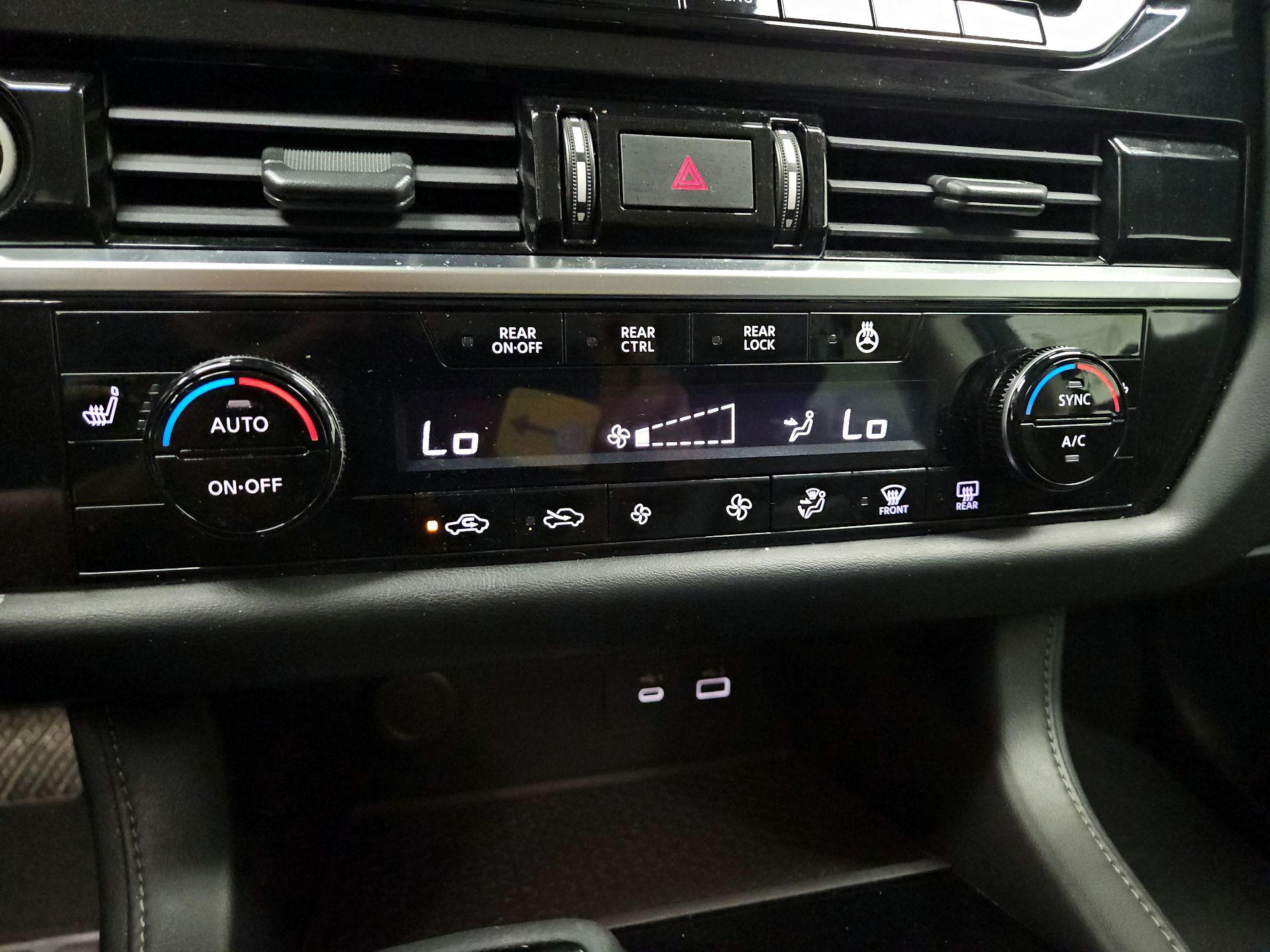 Thumbnail: 2022 Nissan Pathfinder - 17