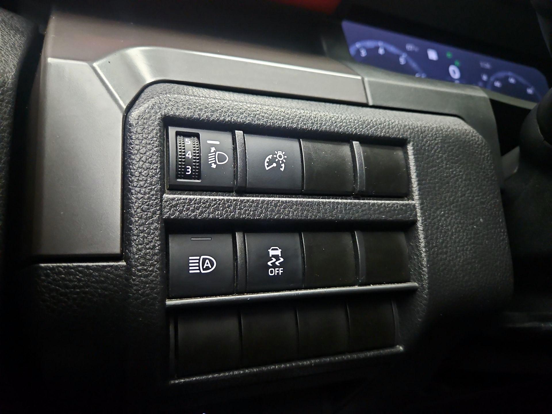 Thumbnail: 2024 Toyota Tacoma - 13