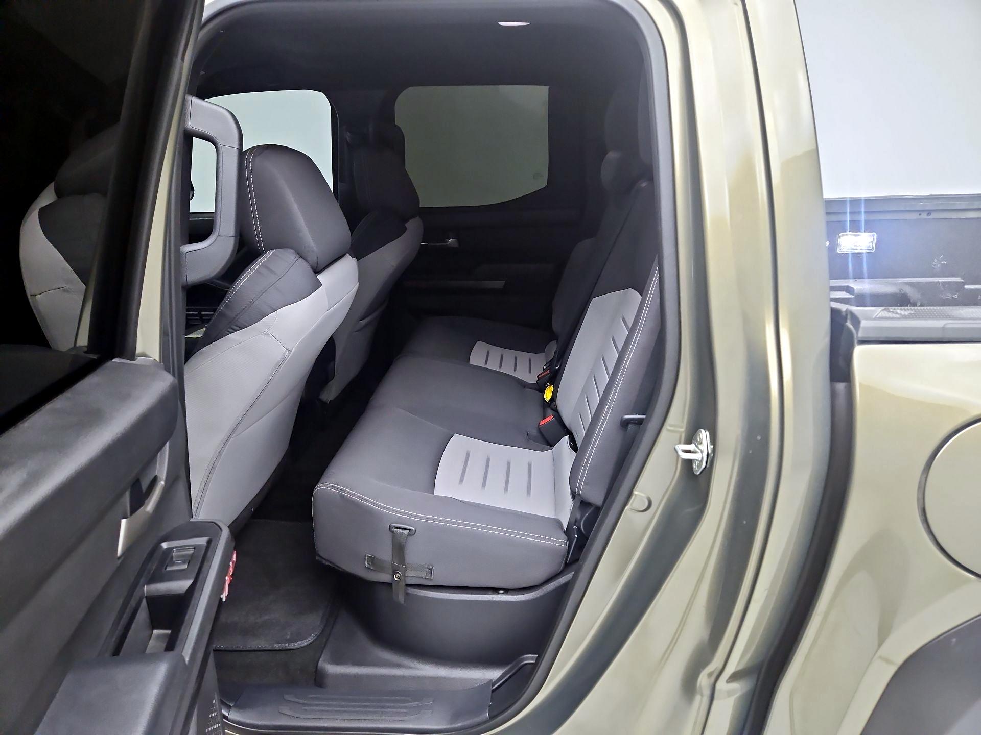 Thumbnail: 2024 Toyota Tacoma - 19