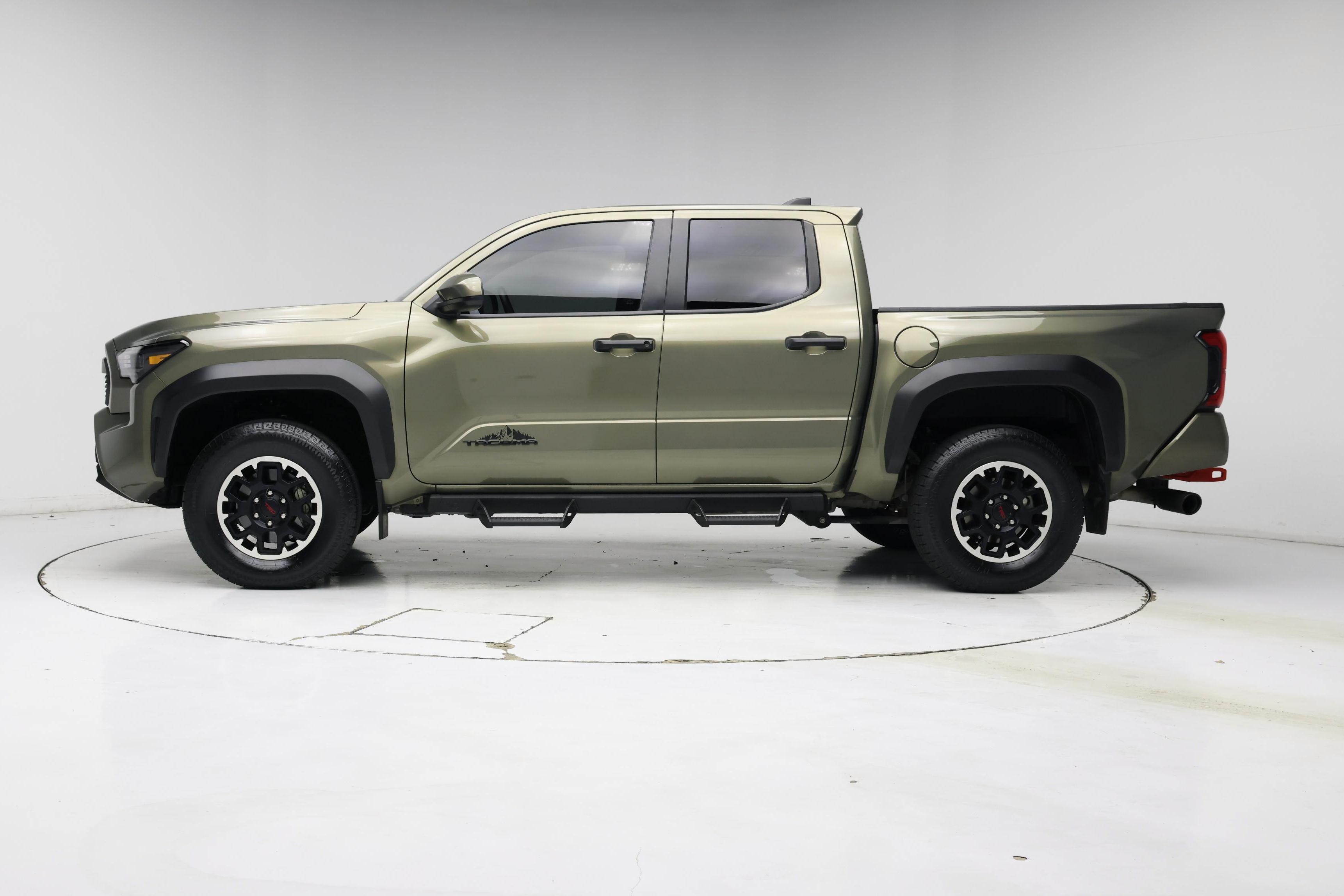 Thumbnail: 2024 Toyota Tacoma - 3