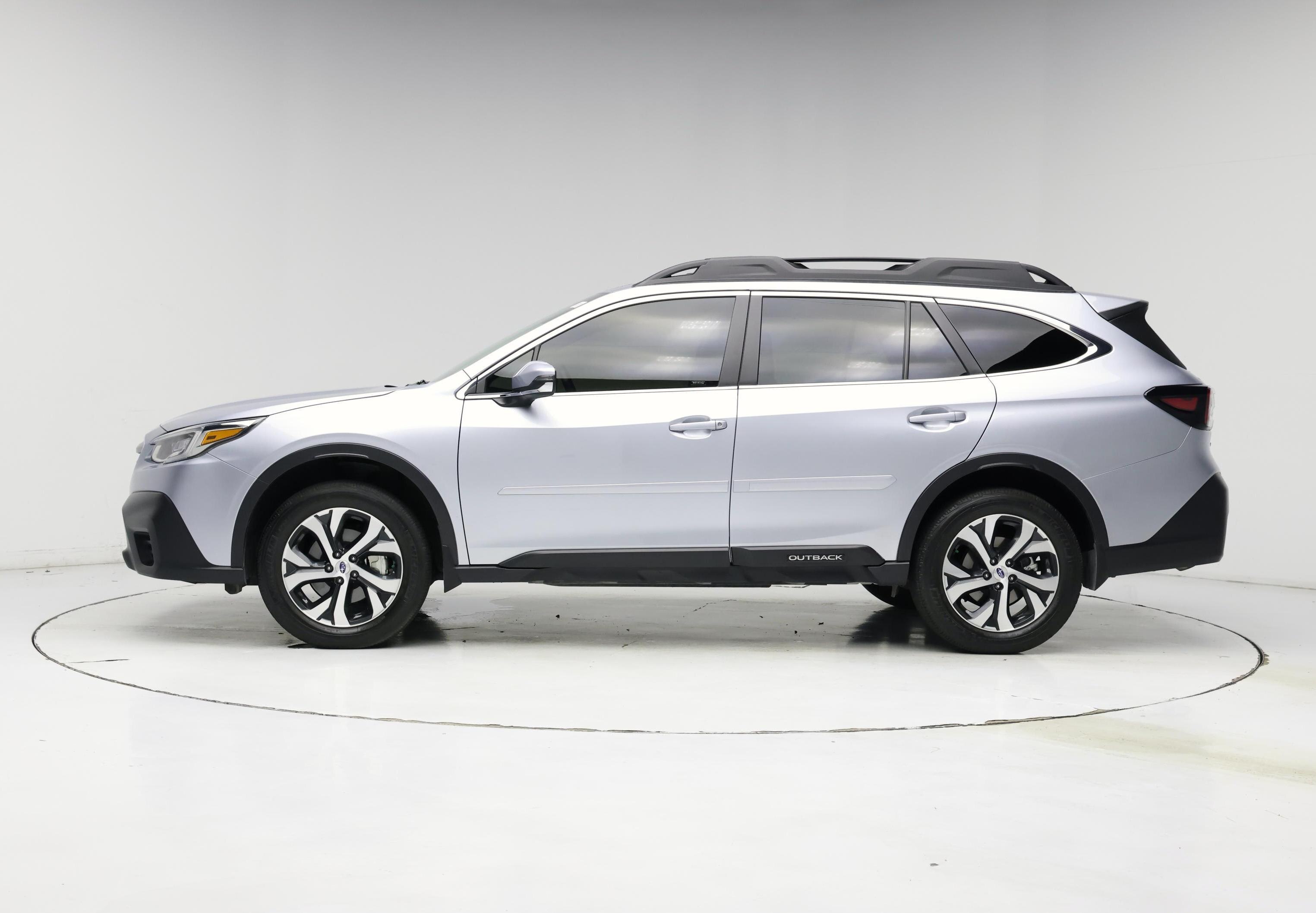 Thumbnail: 2022 Subaru Outback - 3