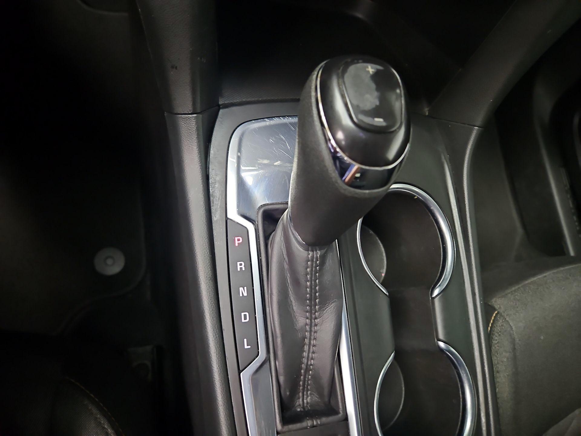 Thumbnail: 2021 Chevrolet Equinox - 17