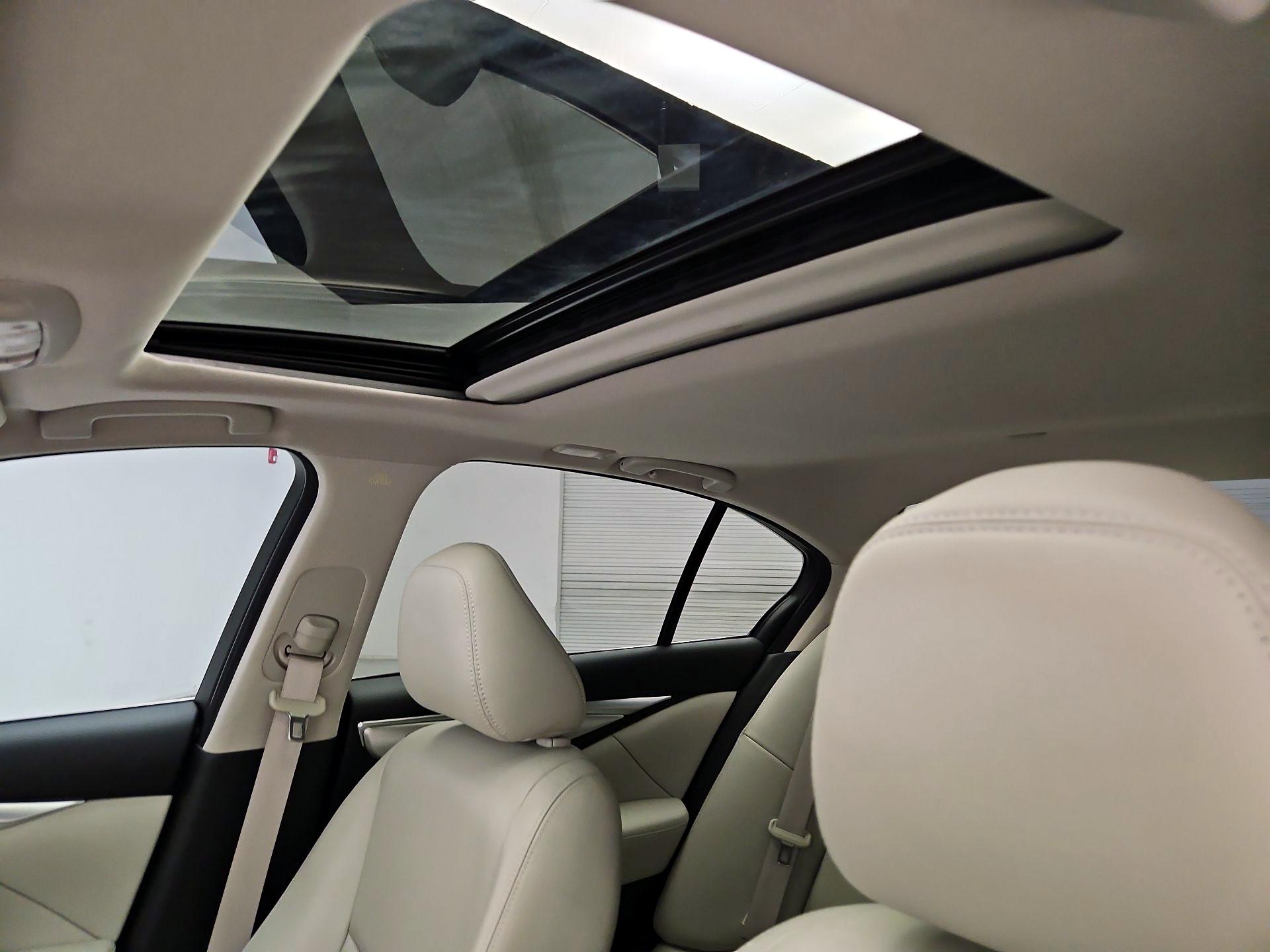 Thumbnail: 2022 INFINITI Q50 - 18