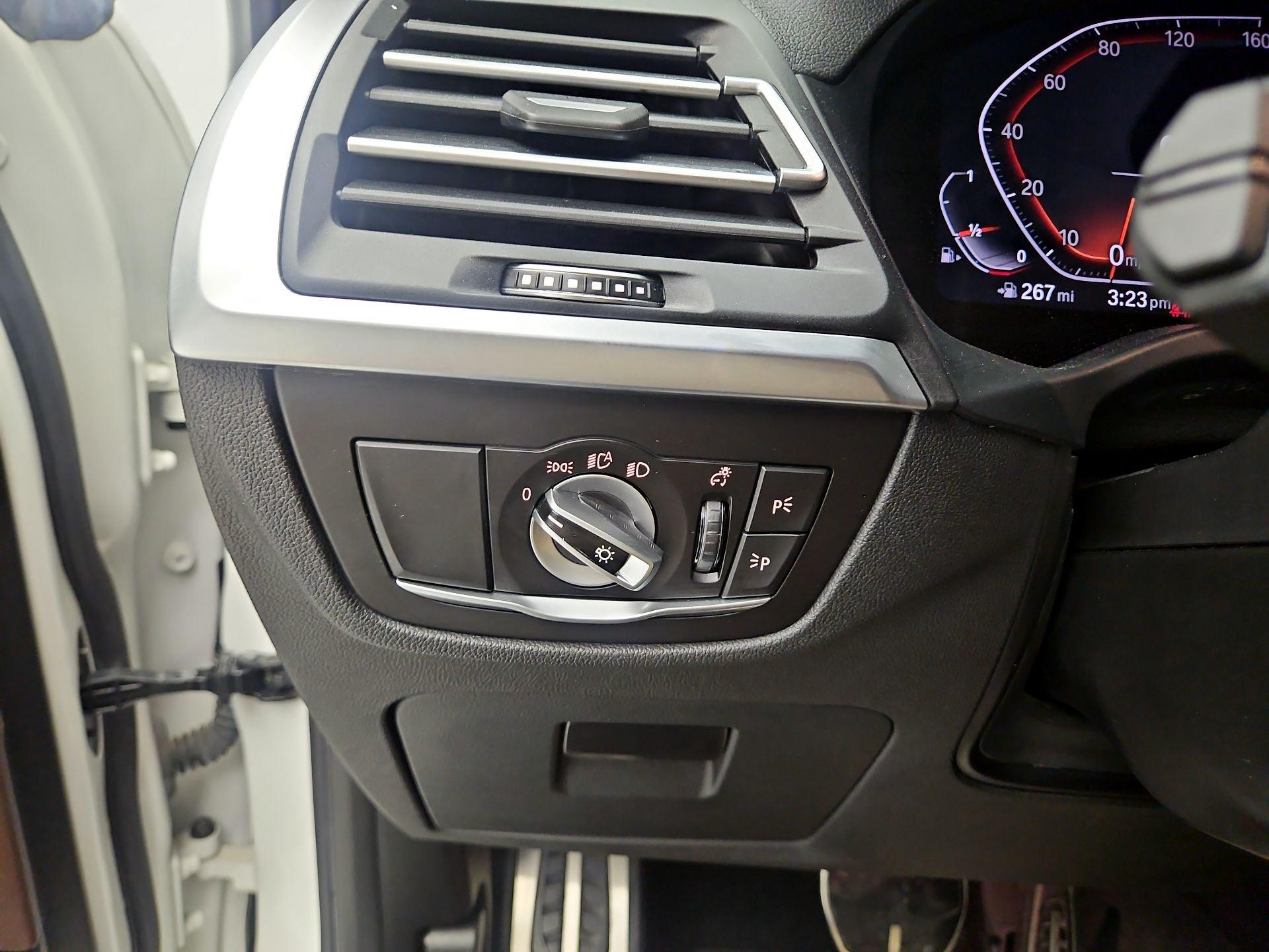 Thumbnail: 2022 BMW X3 - 13