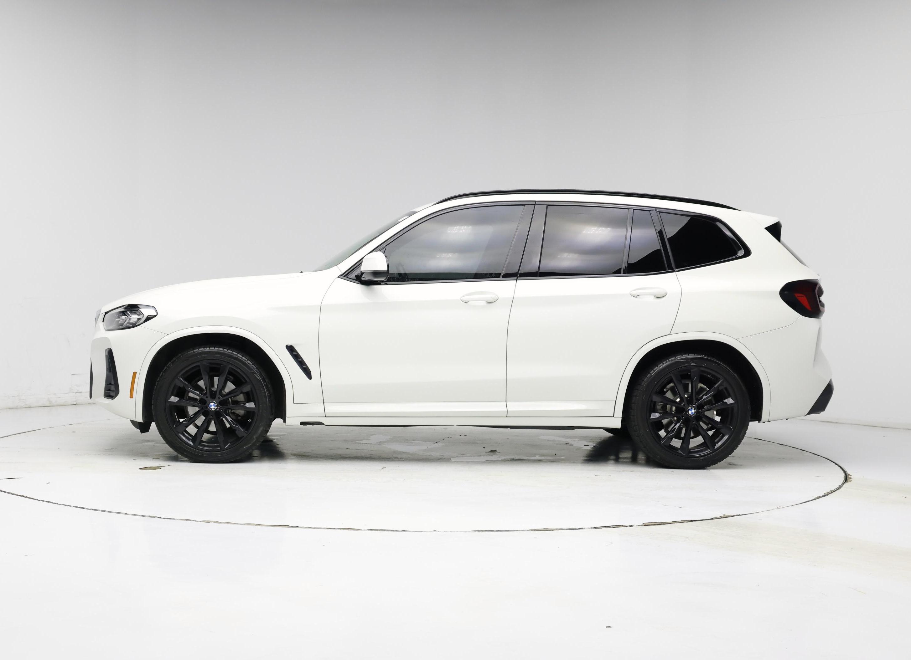 Thumbnail: 2022 BMW X3 - 3