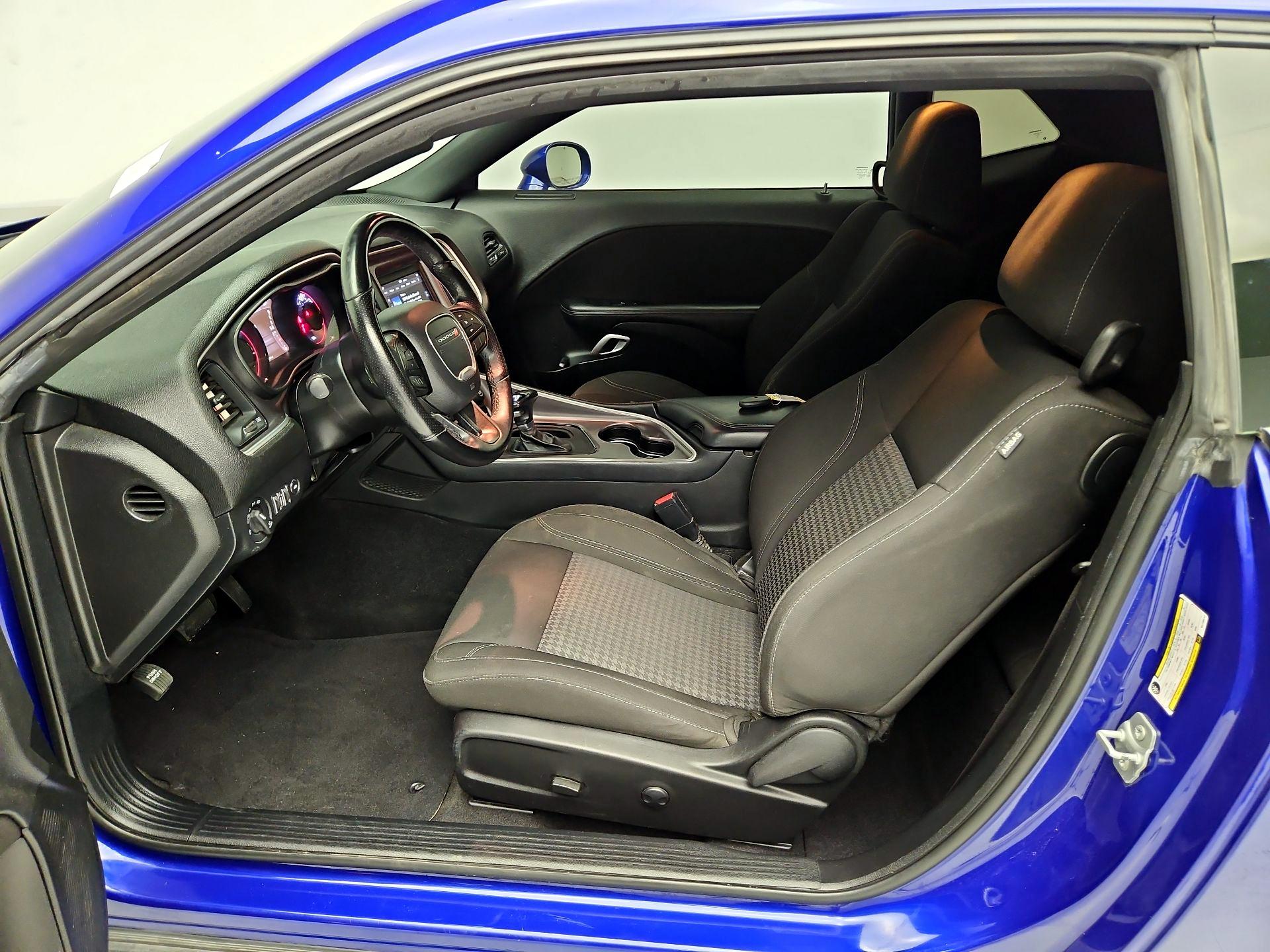 Thumbnail: 2022 Dodge Challenger - 11