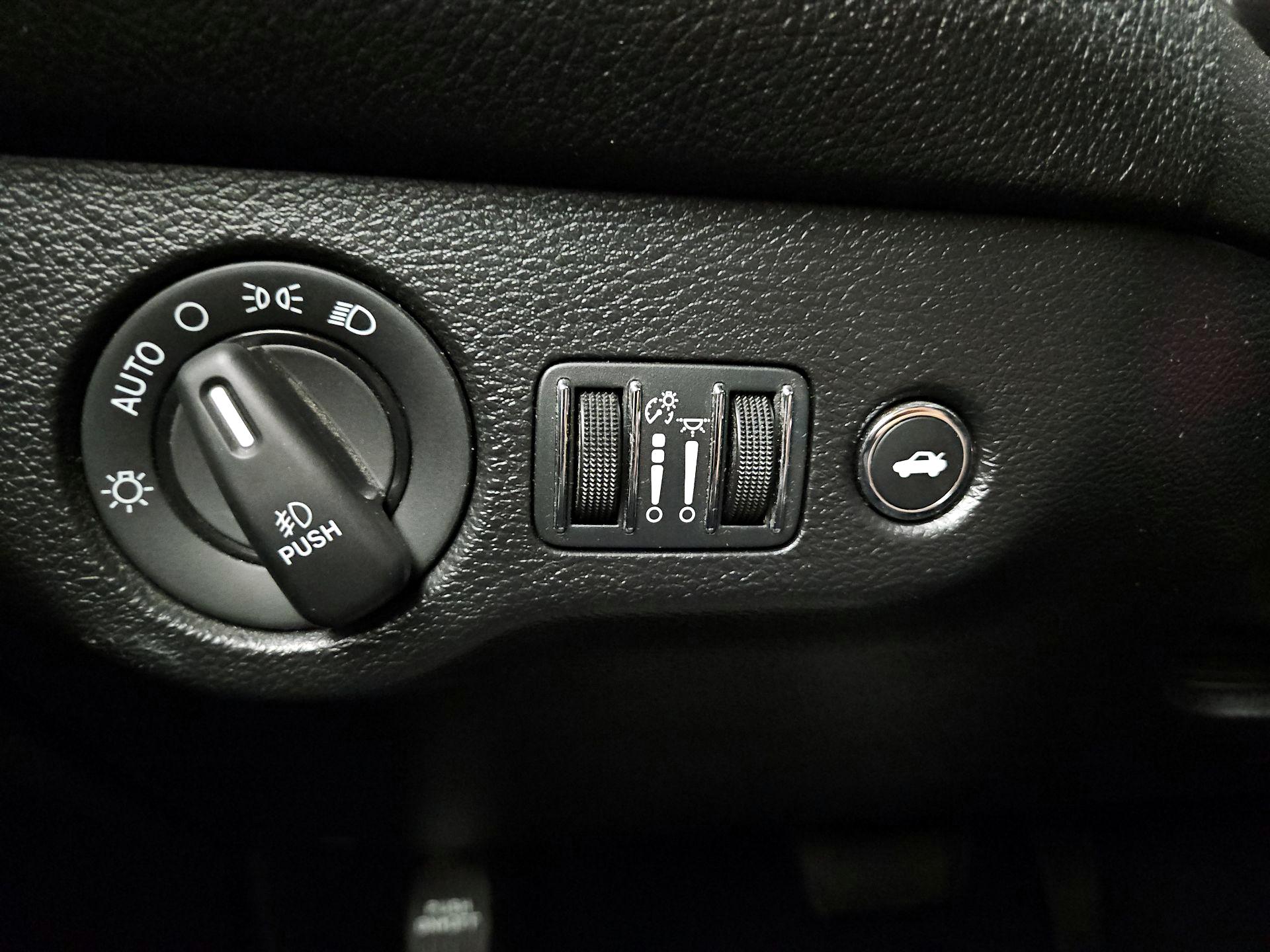 Thumbnail: 2022 Dodge Challenger - 13