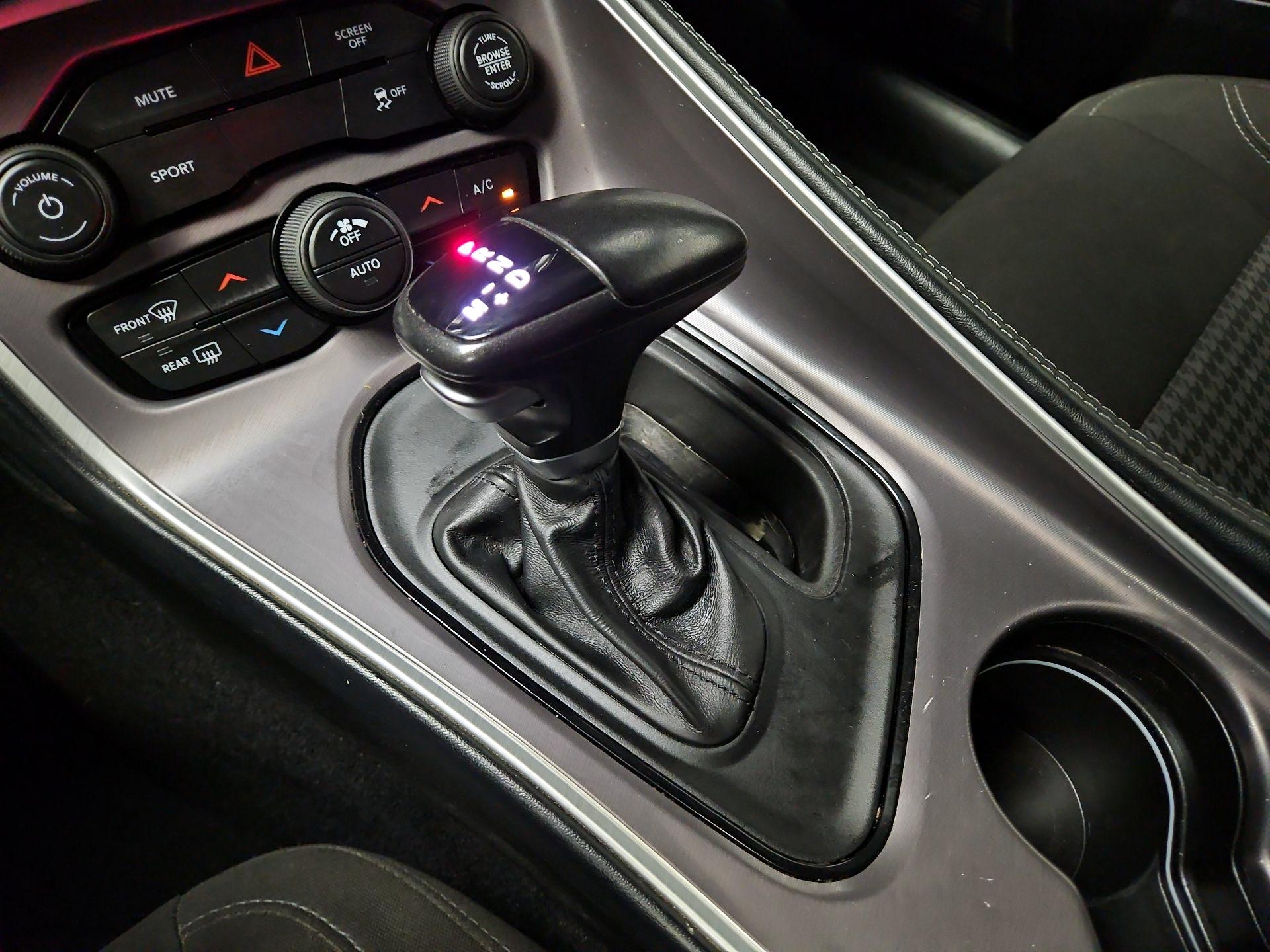 Thumbnail: 2022 Dodge Challenger - 17