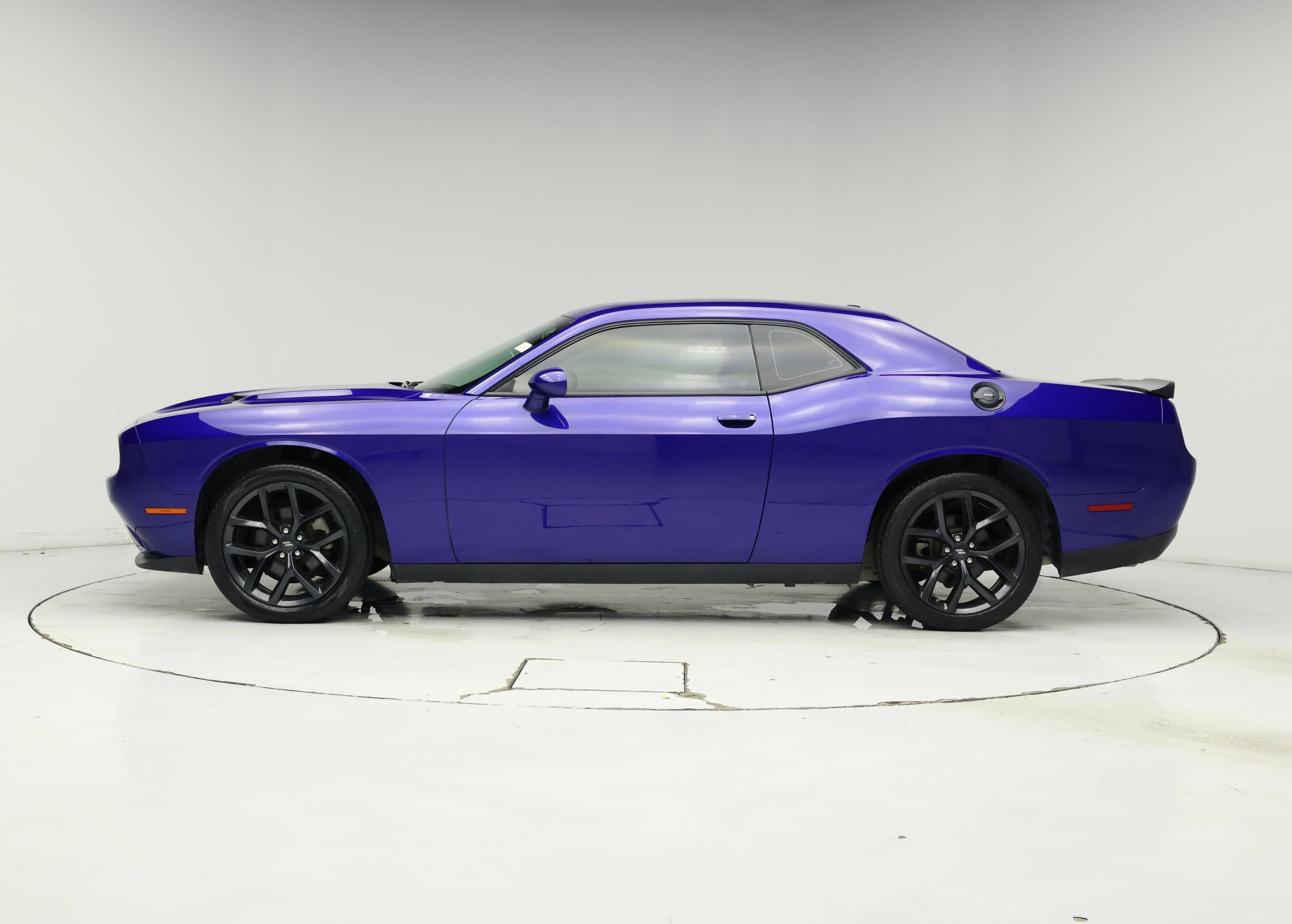 Thumbnail: 2022 Dodge Challenger - 3