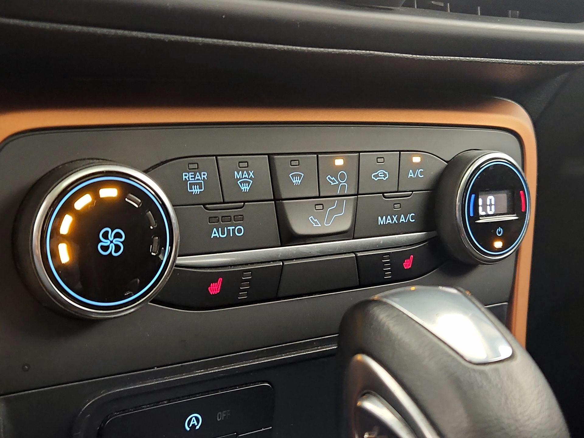 Thumbnail: 2021 Ford EcoSport - 16