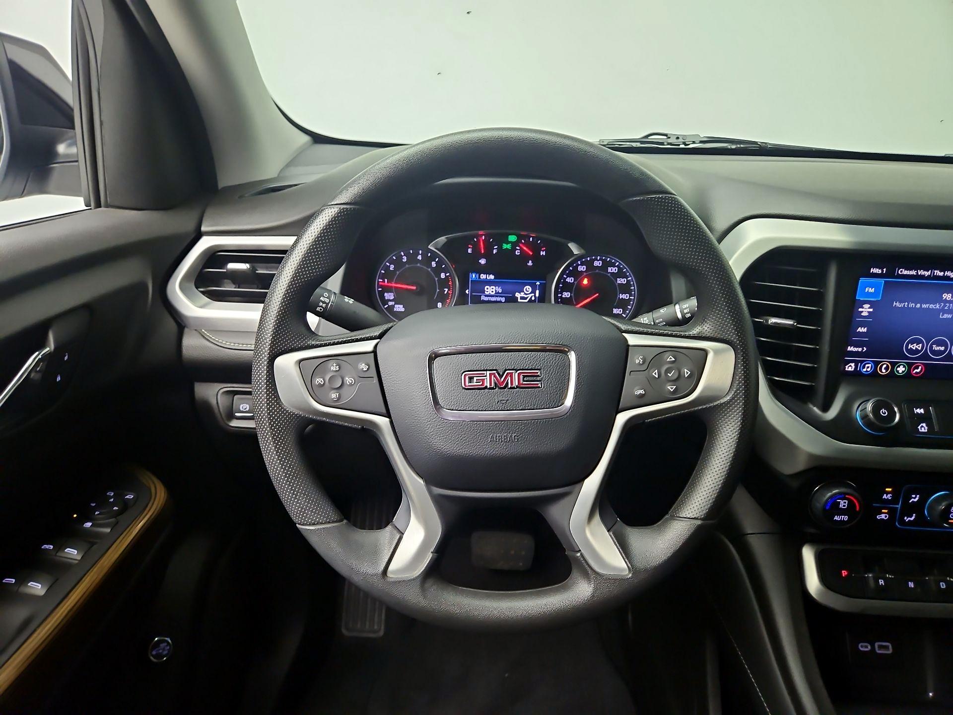 Thumbnail: 2023 GMC Acadia - 10