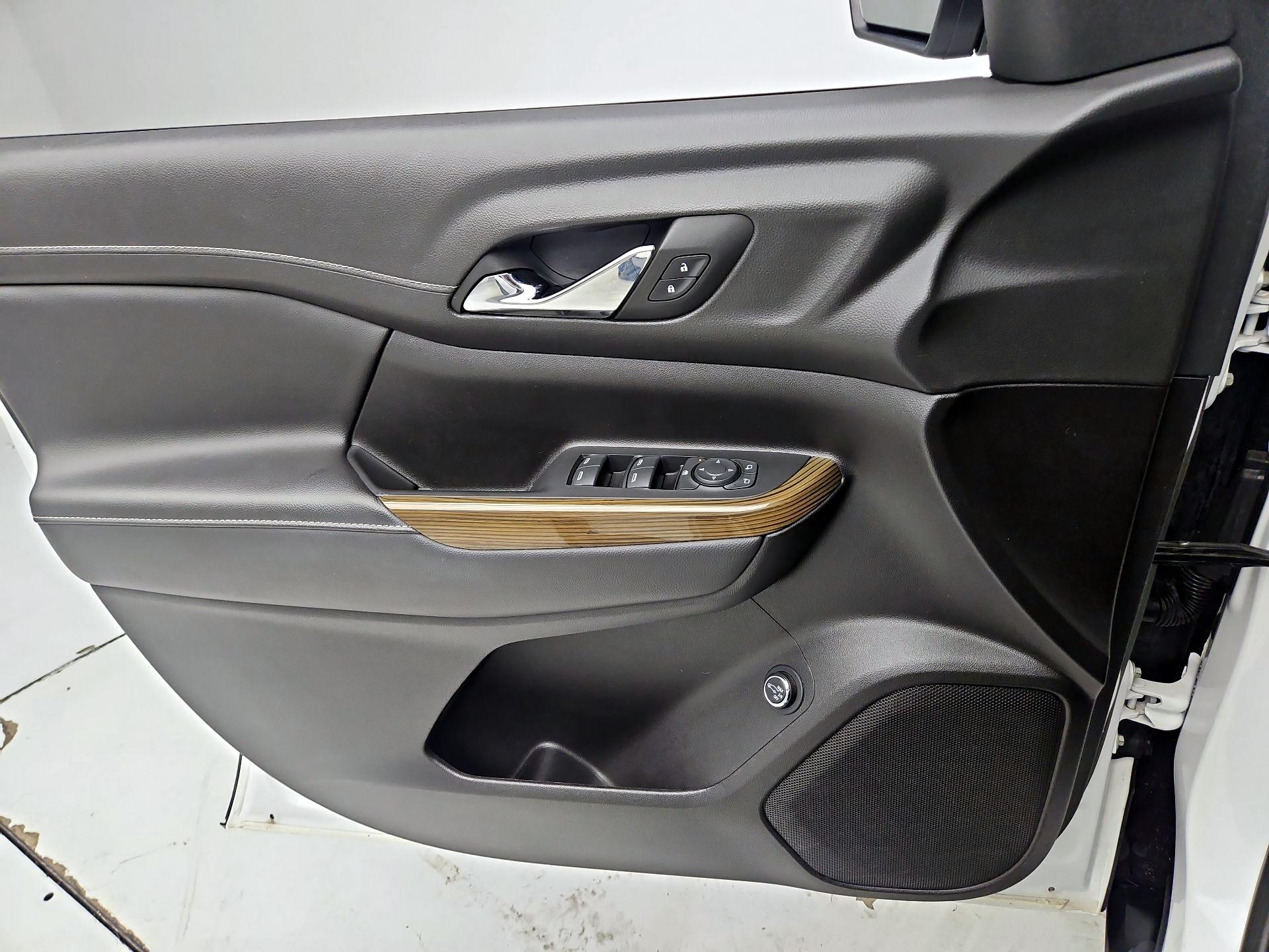 Thumbnail: 2023 GMC Acadia - 12