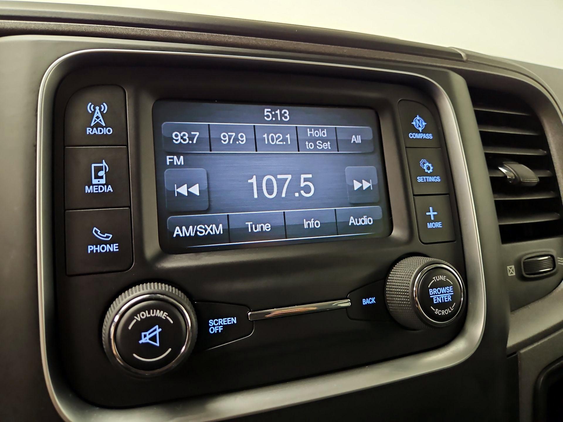 Thumbnail: 2020 RAM 1500 Classic - 15