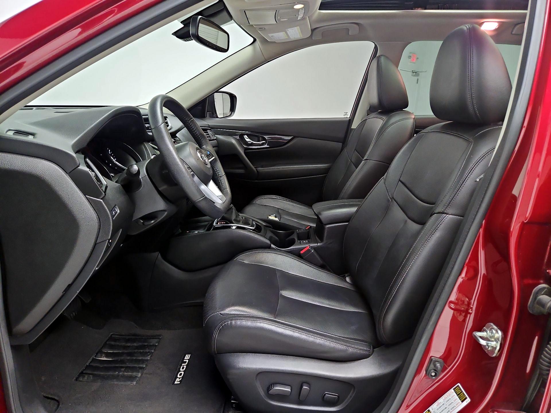 Thumbnail: 2020 Nissan Rogue - 11