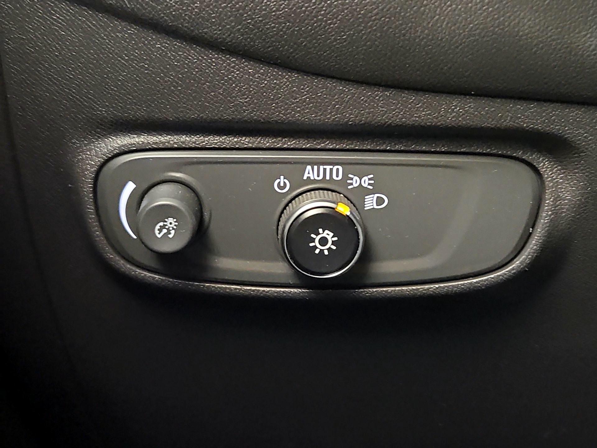 Thumbnail: 2023 Chevrolet Equinox - 13