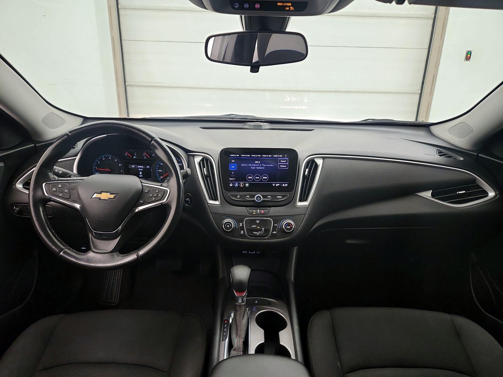 Thumbnail: 2021 Chevrolet Malibu - 9