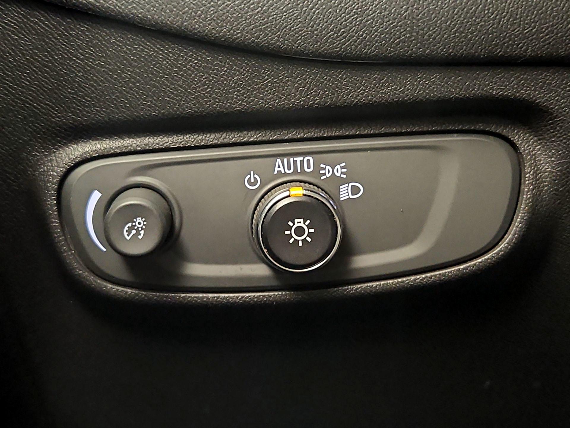 Thumbnail: 2023 Chevrolet Equinox - 13