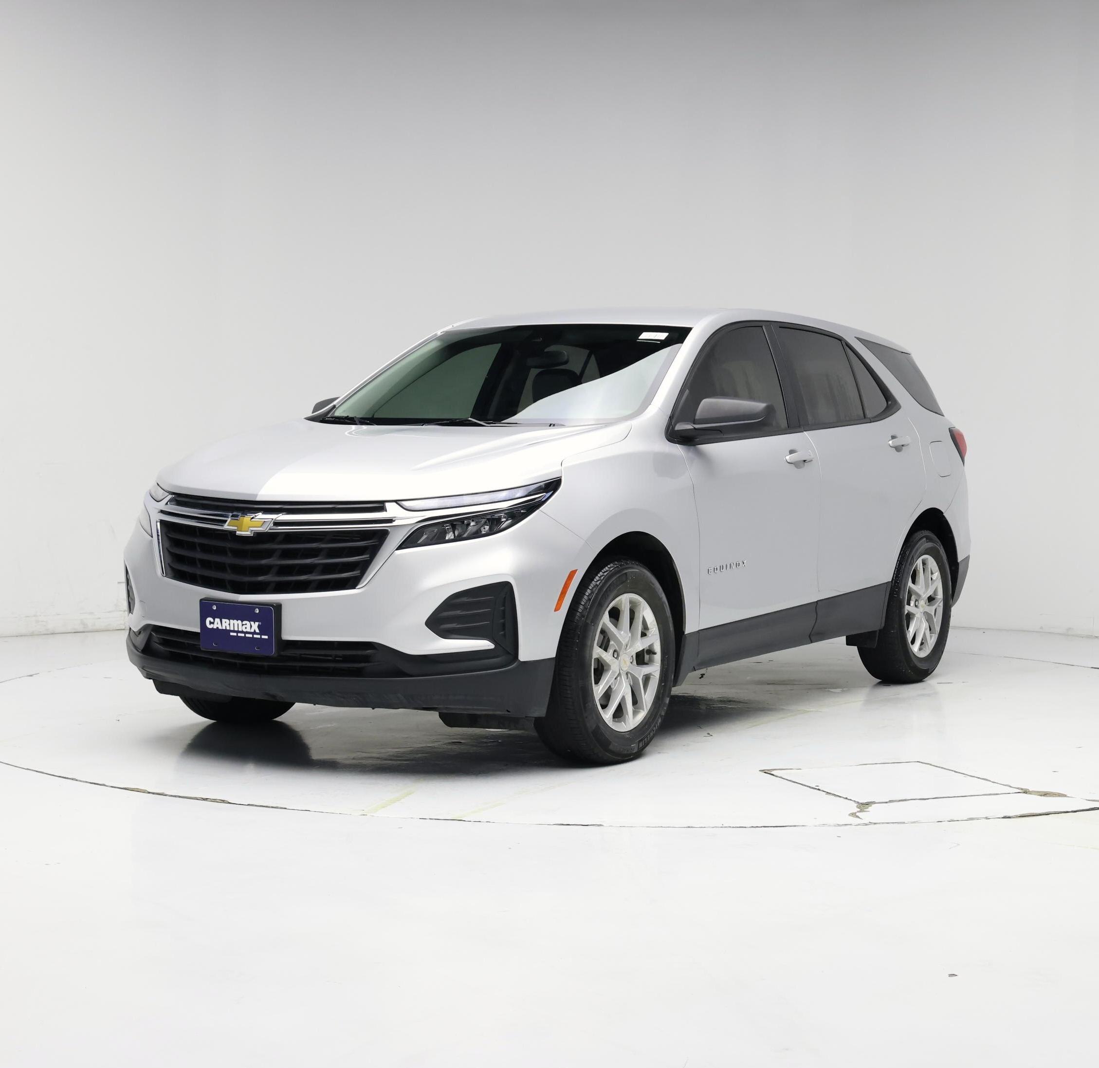 Thumbnail: 2022 Chevrolet Equinox - 4