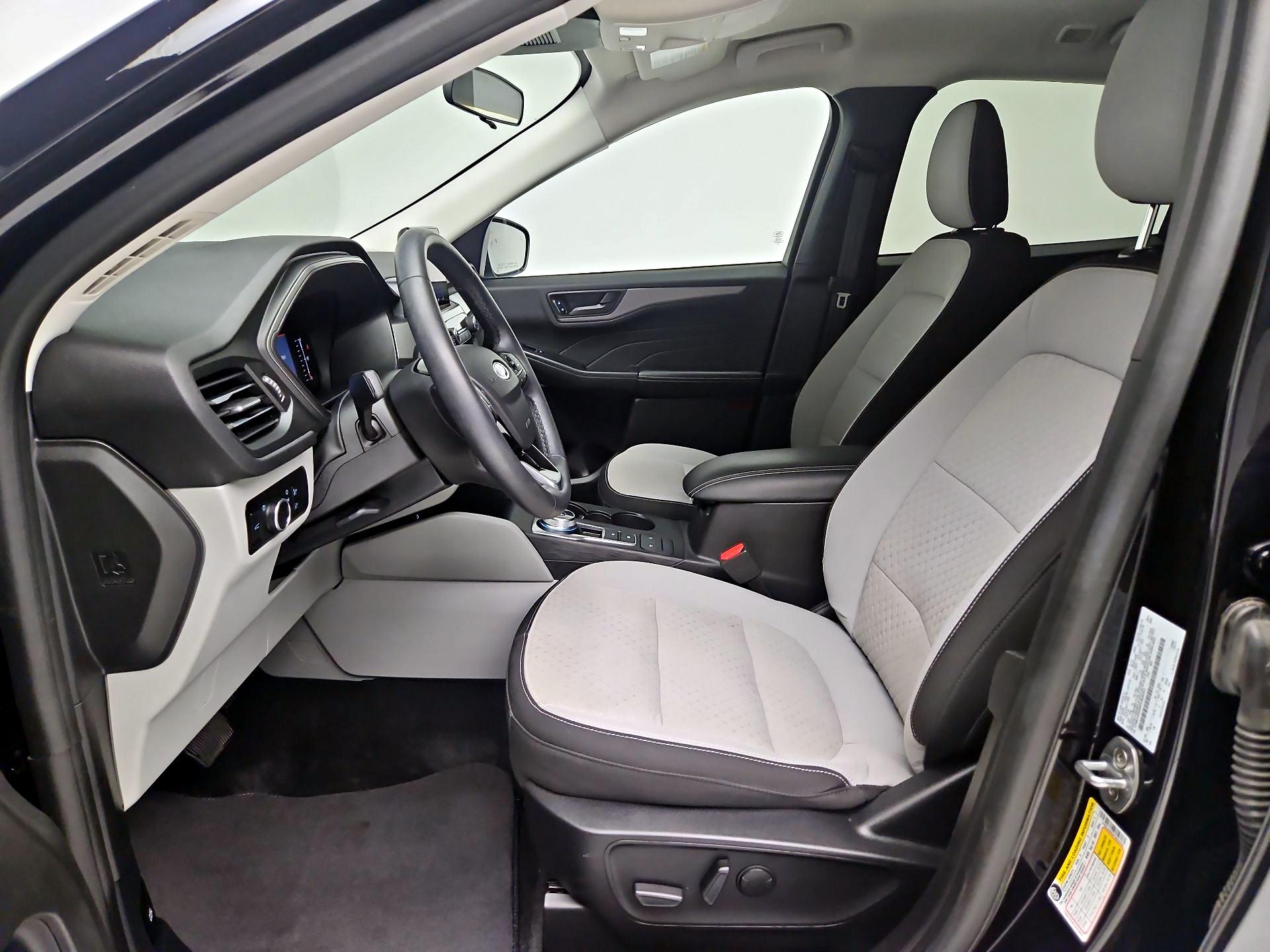 Thumbnail: 2023 Ford Escape - 11