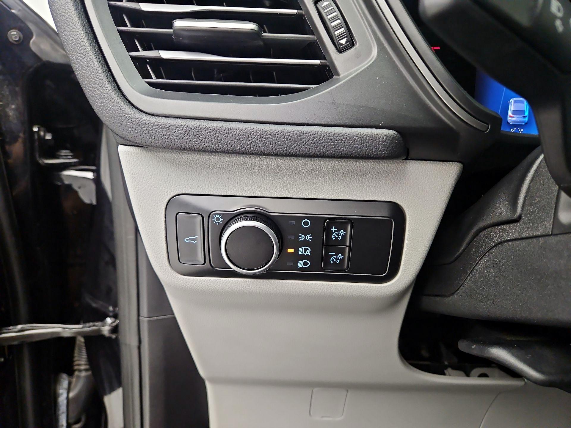 Thumbnail: 2023 Ford Escape - 13