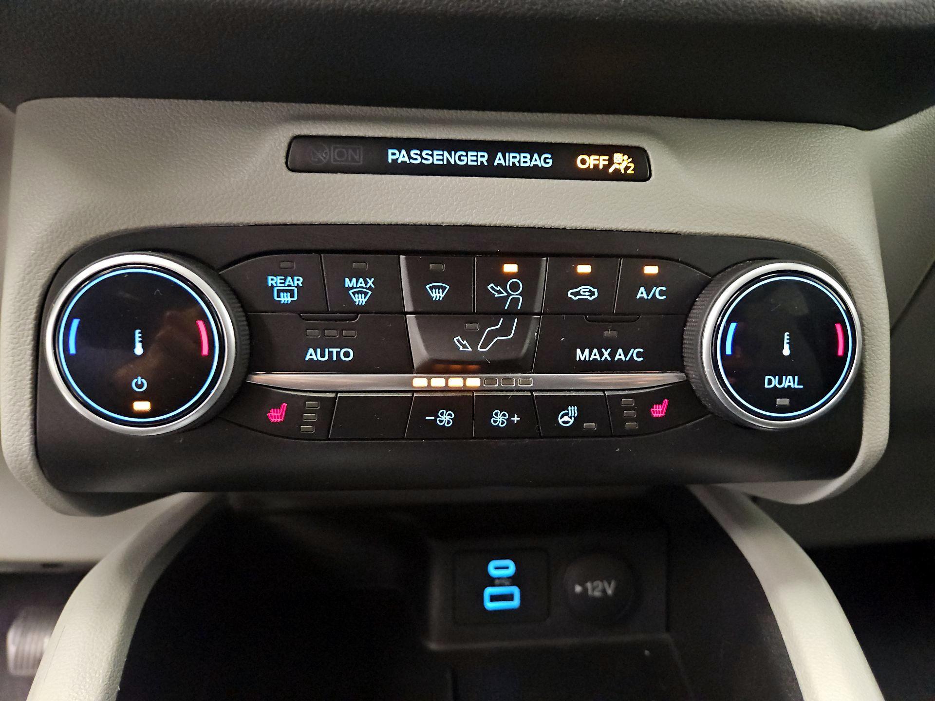 Thumbnail: 2023 Ford Escape - 16