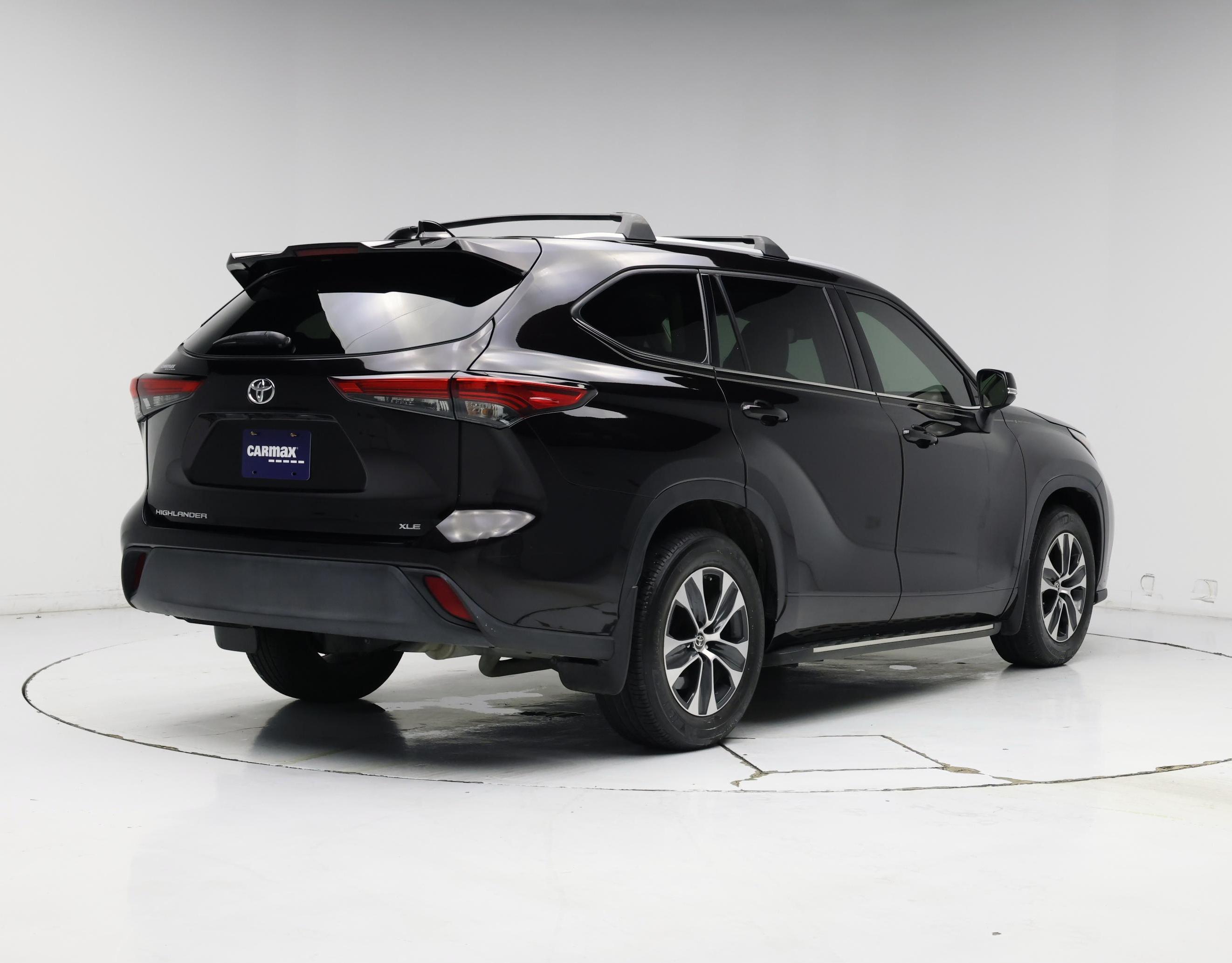 Thumbnail: 2022 Toyota Highlander - 8