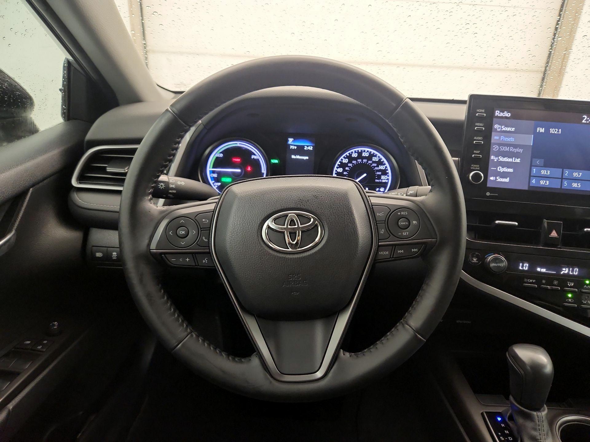 Thumbnail: 2022 Toyota Camry - 14