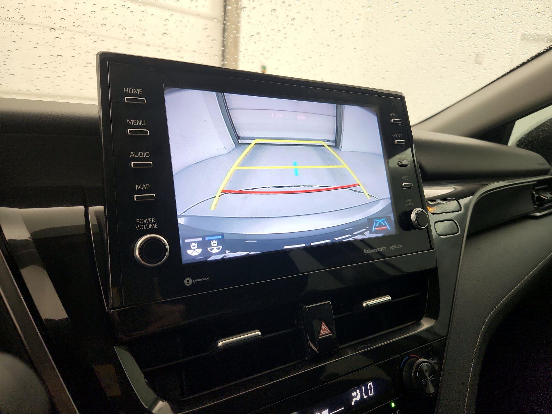 Thumbnail: 2022 Toyota Camry - 15