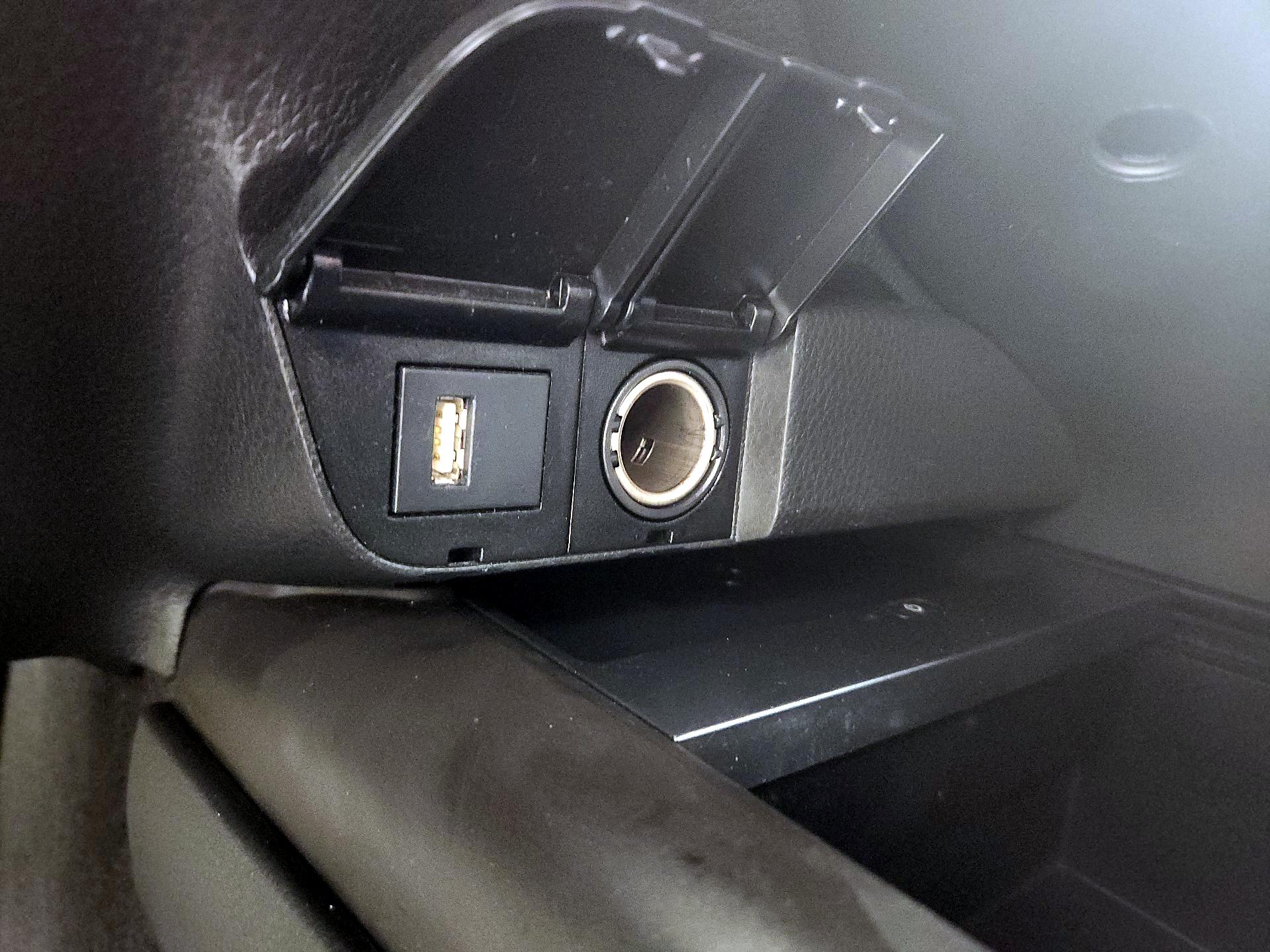 Thumbnail: 2022 Toyota Camry - 19