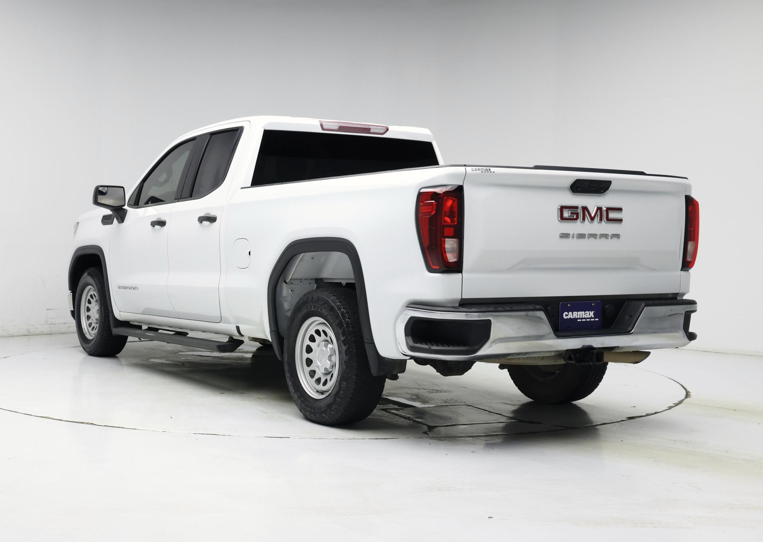 Thumbnail: 2023 GMC Sierra 1500 - 2