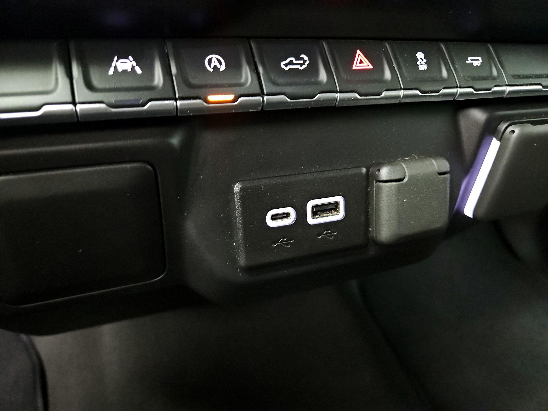 Thumbnail: 2022 Chevrolet Silverado 1500 - 18