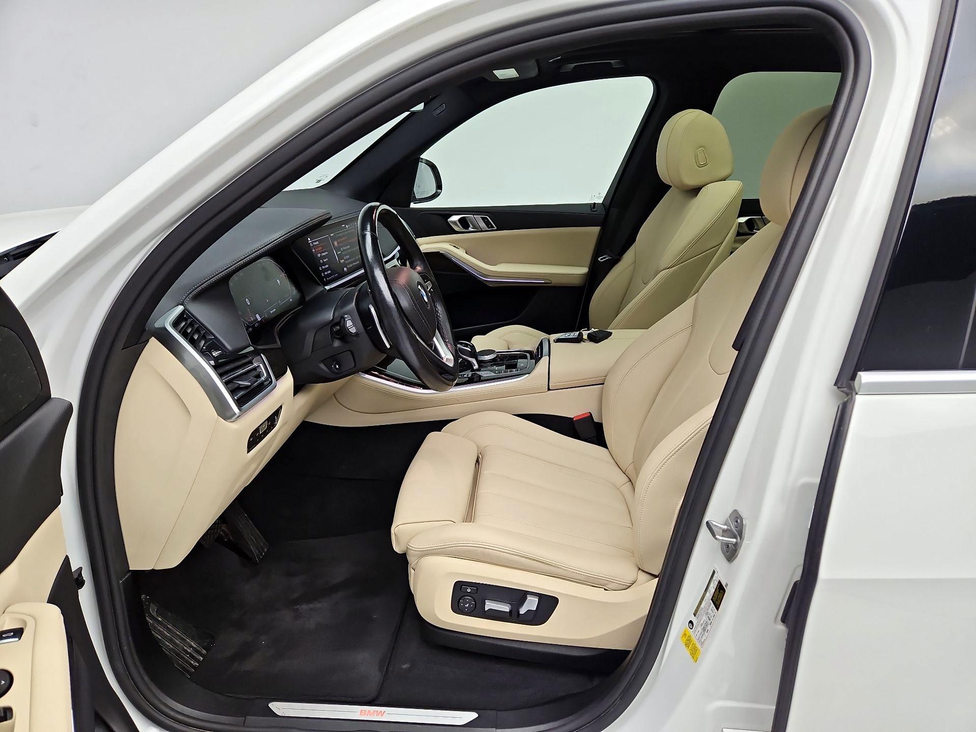 Thumbnail: 2021 BMW X5 - 11