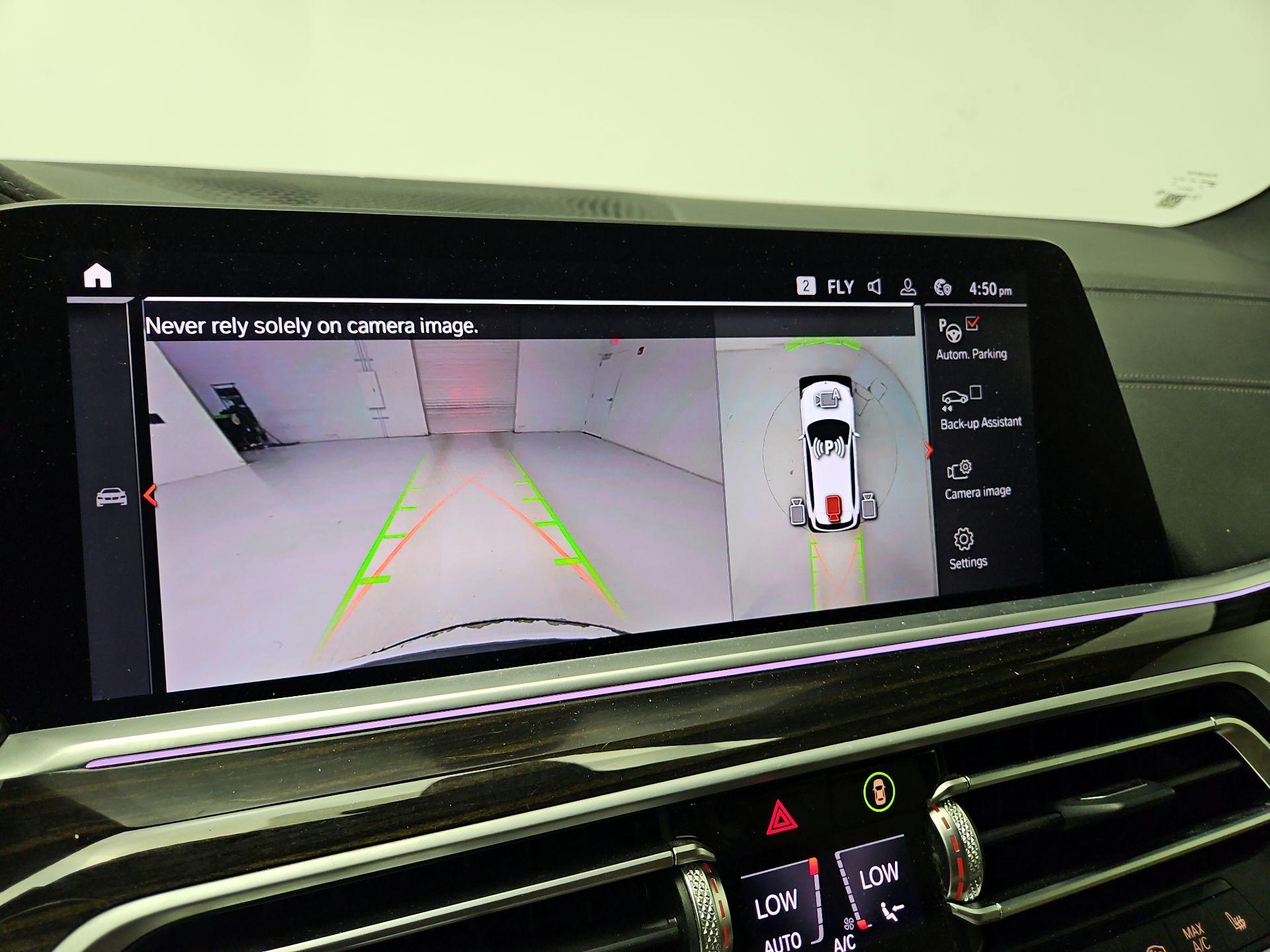 Thumbnail: 2021 BMW X5 - 15