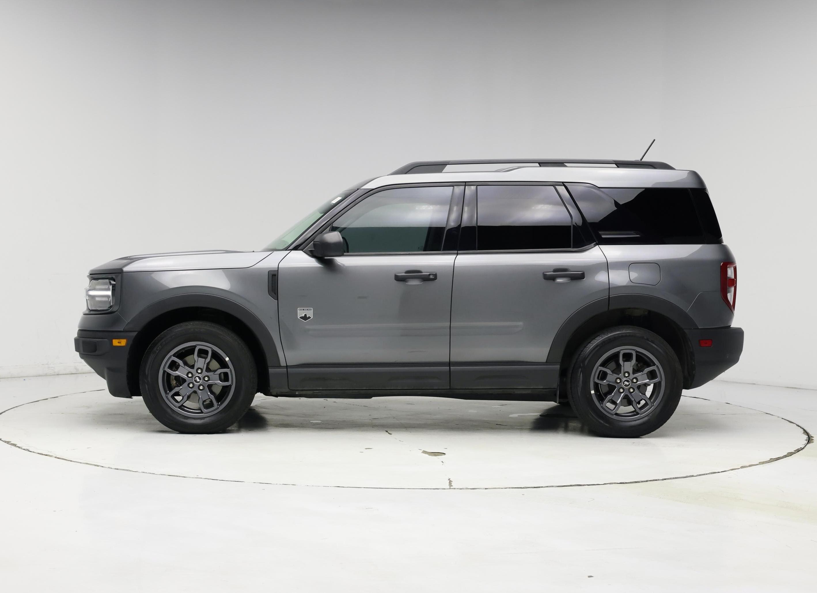 Thumbnail: 2022 Ford Bronco Sport - 3