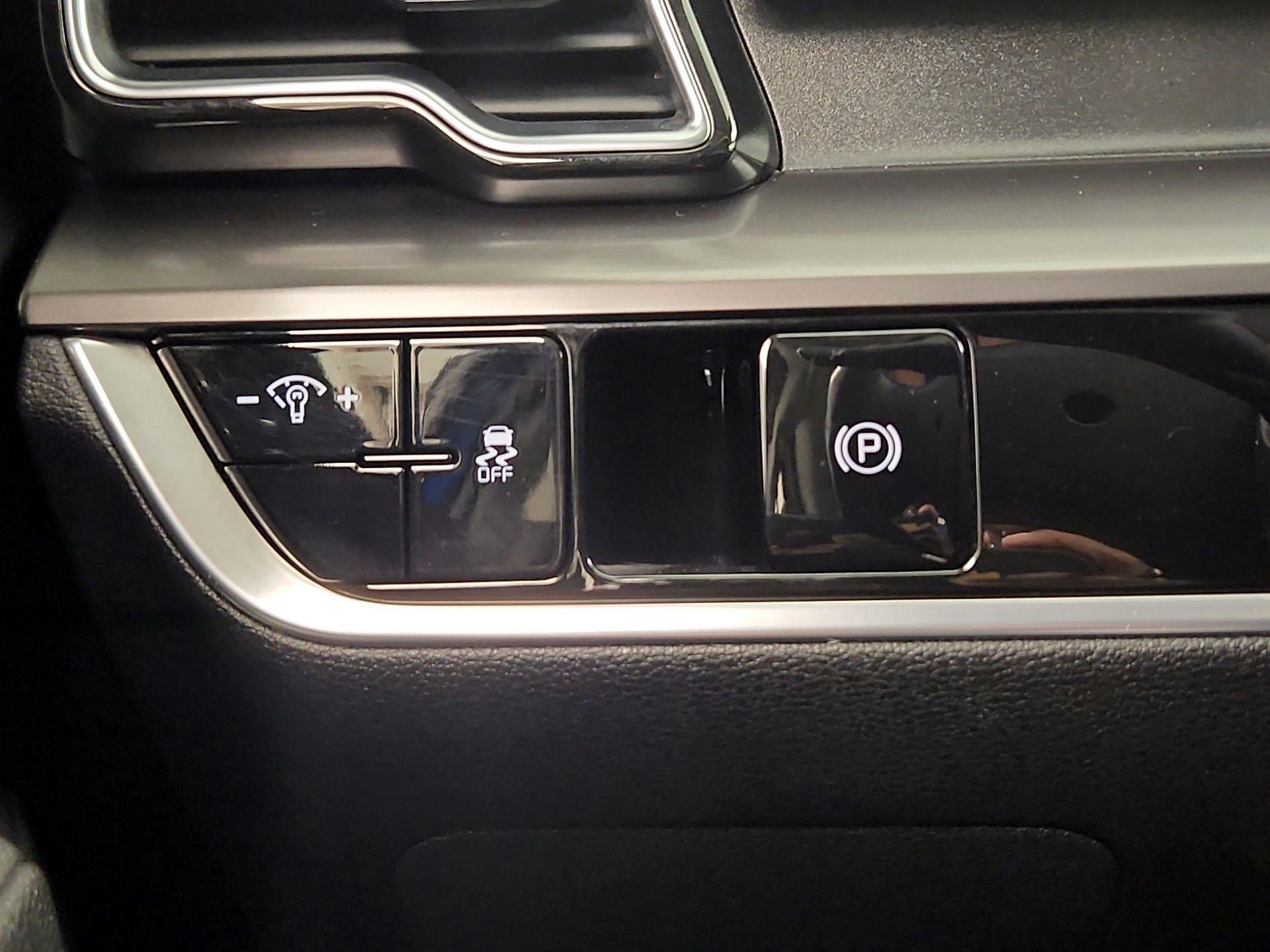 Thumbnail: 2024 Kia Sportage - 13