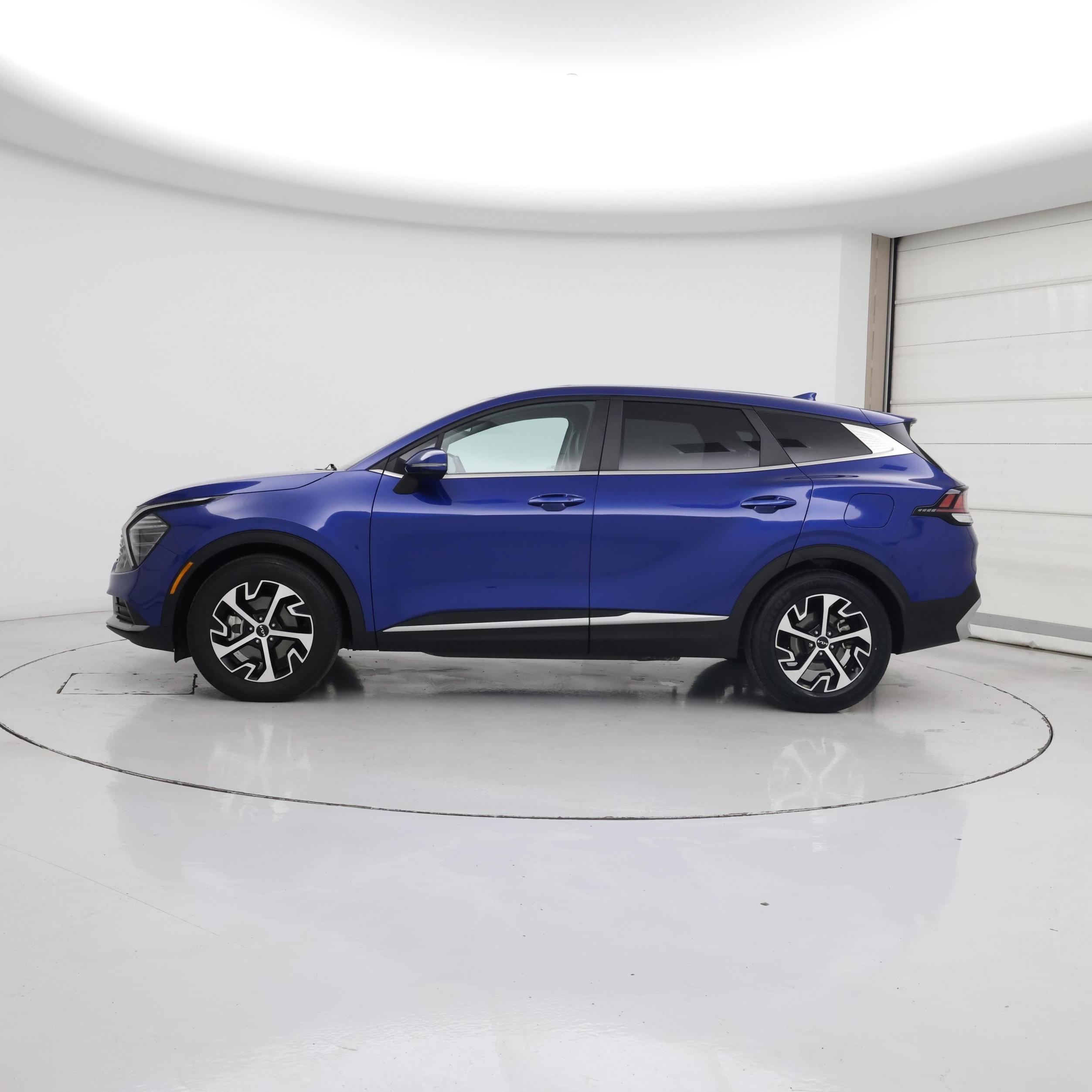 Thumbnail: 2024 Kia Sportage - 3
