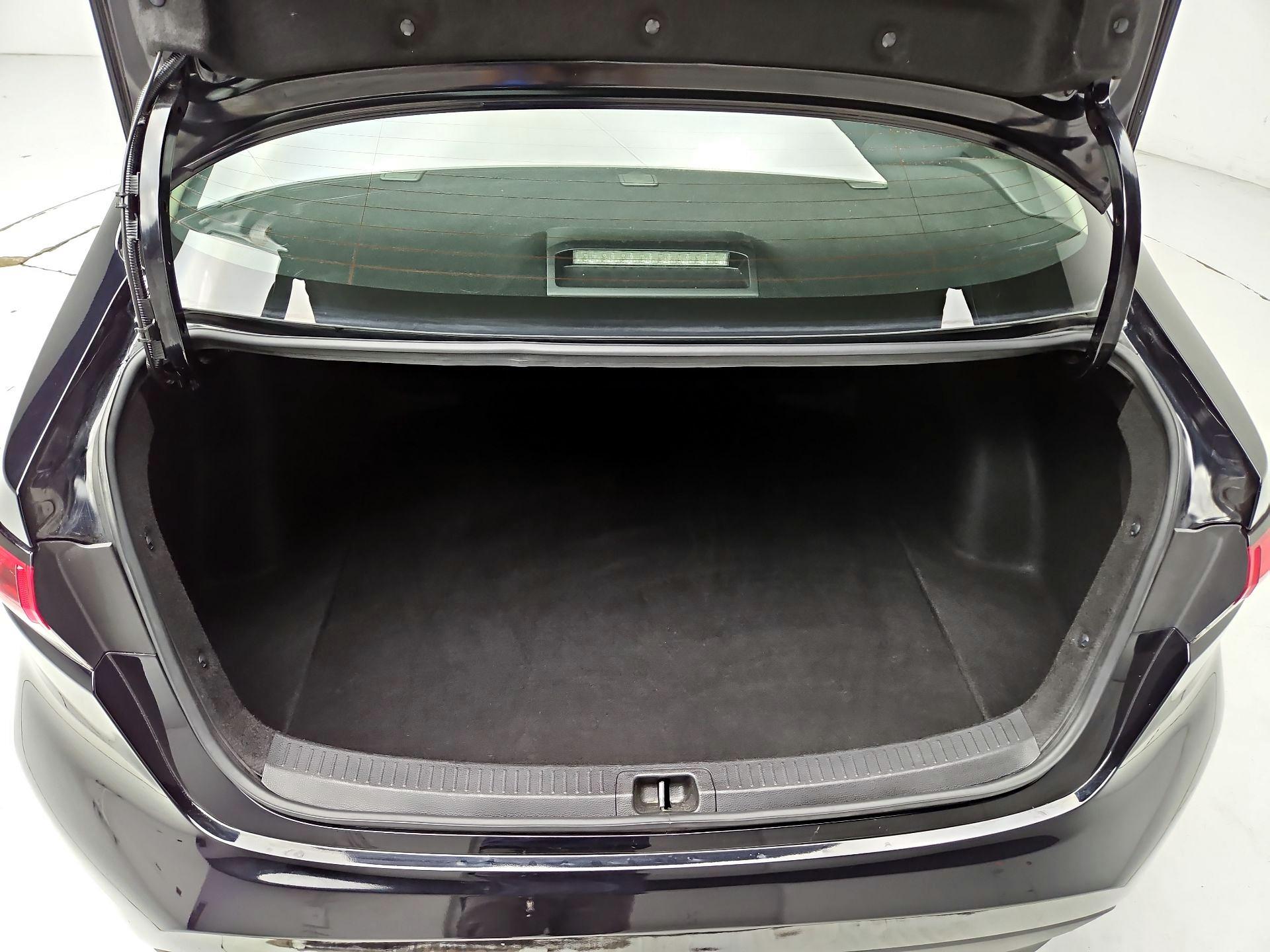 Thumbnail: 2024 Toyota Corolla - 20