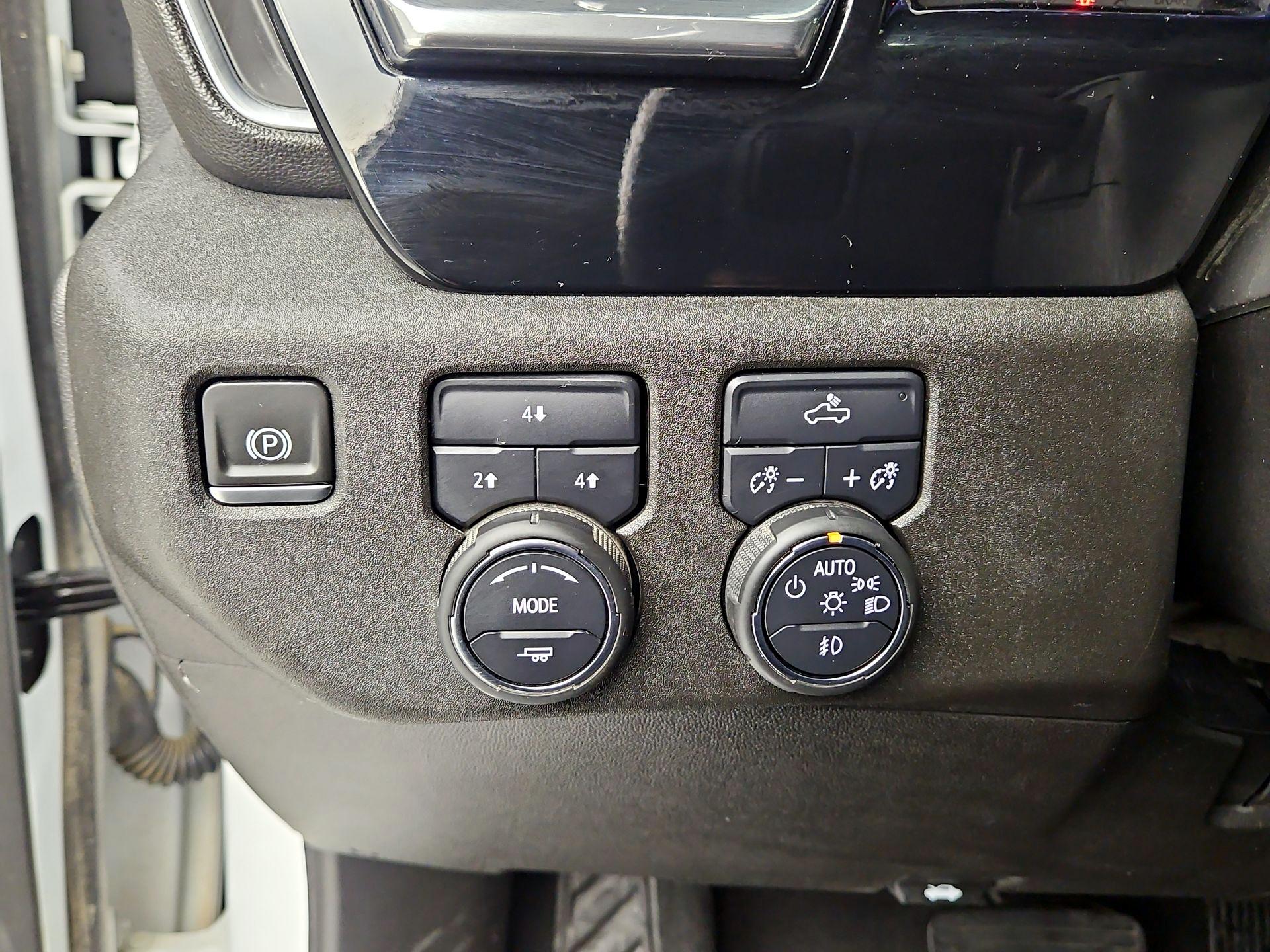 Thumbnail: 2024 Chevrolet Silverado 2500 - 13