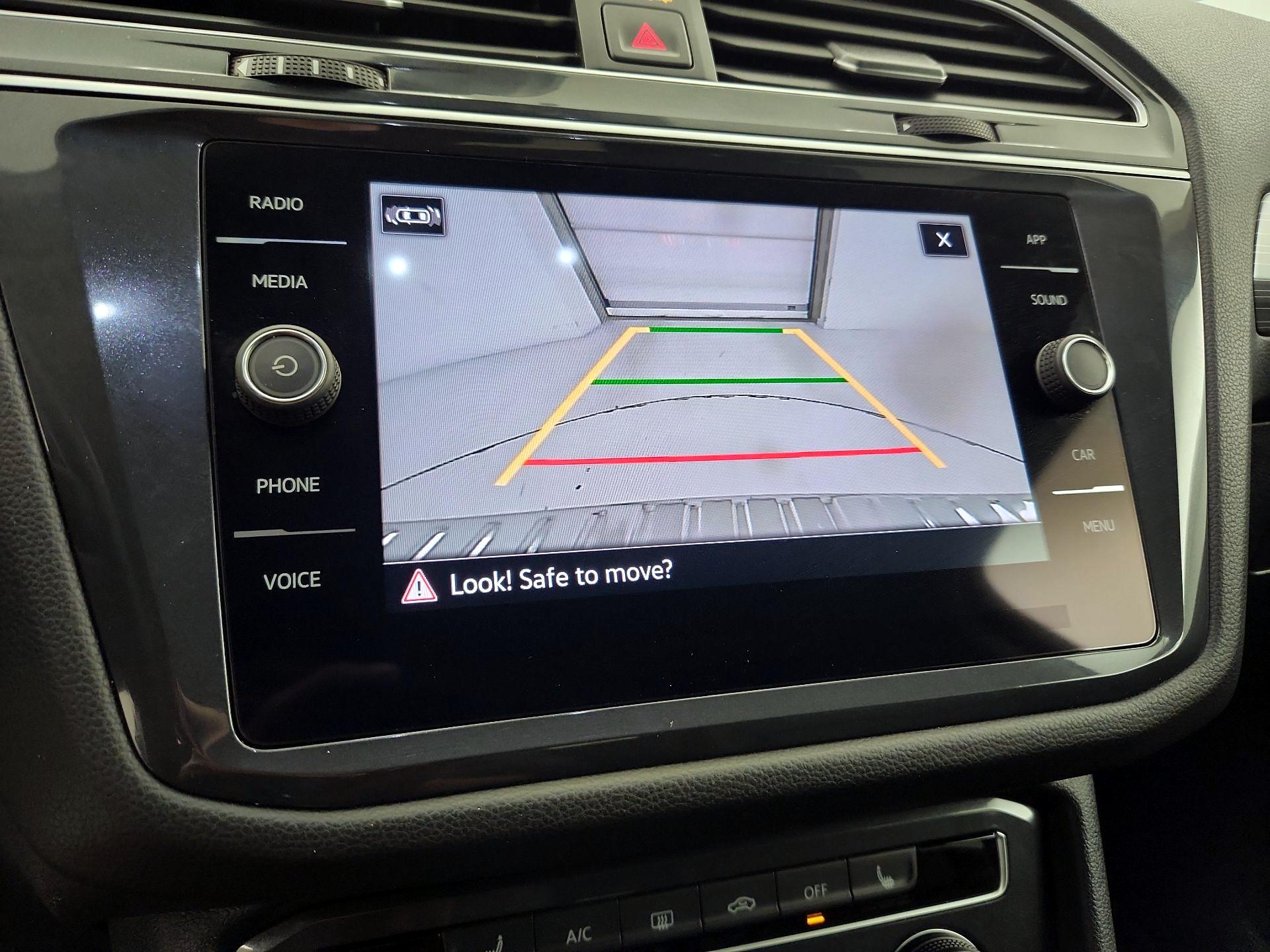 Thumbnail: 2024 Volkswagen Tiguan - 14