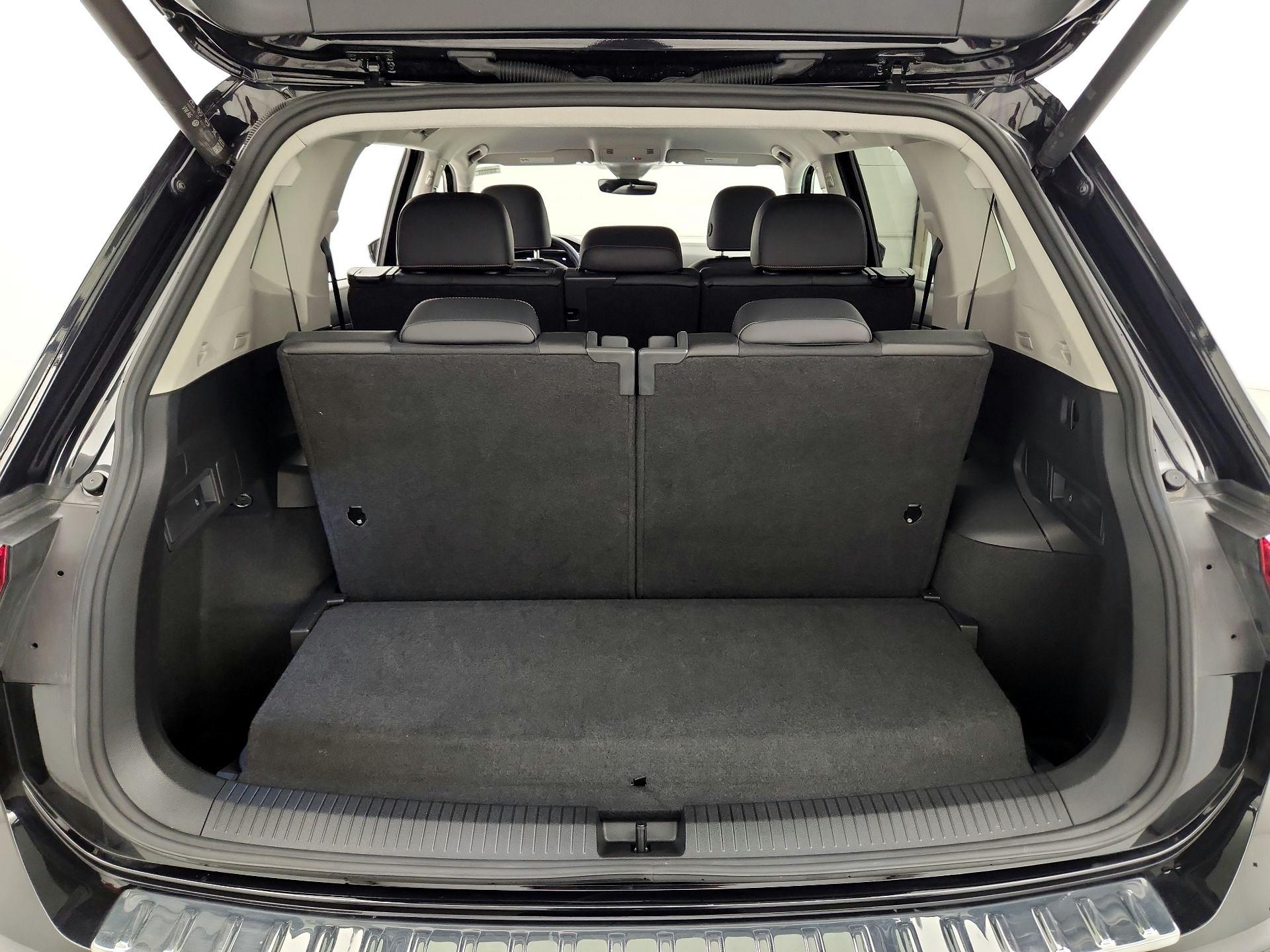 Thumbnail: 2024 Volkswagen Tiguan - 20