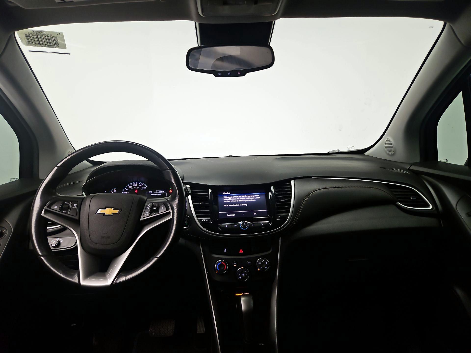 Thumbnail: 2022 Chevrolet Trax - 9