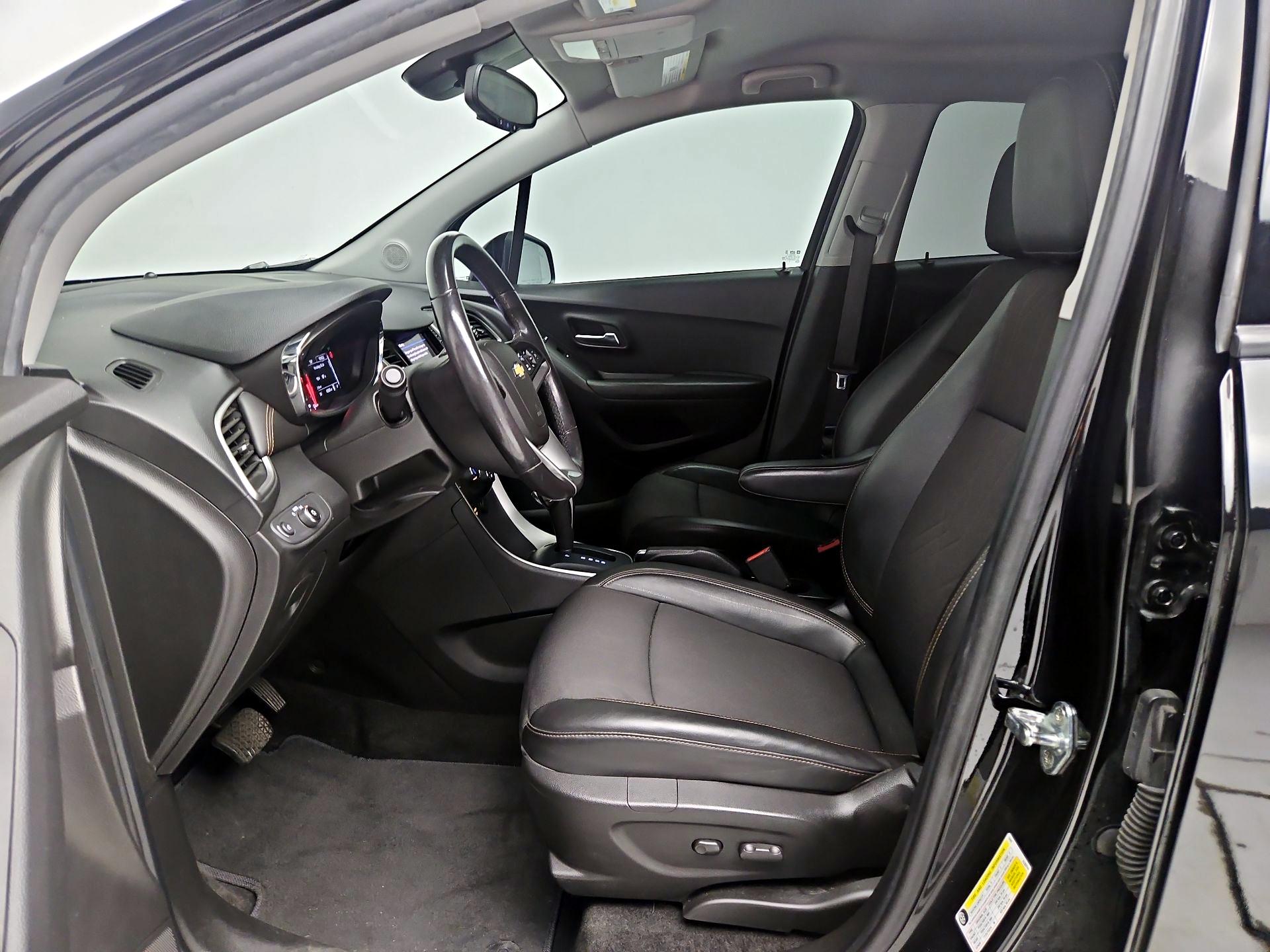 Thumbnail: 2022 Chevrolet Trax - 11